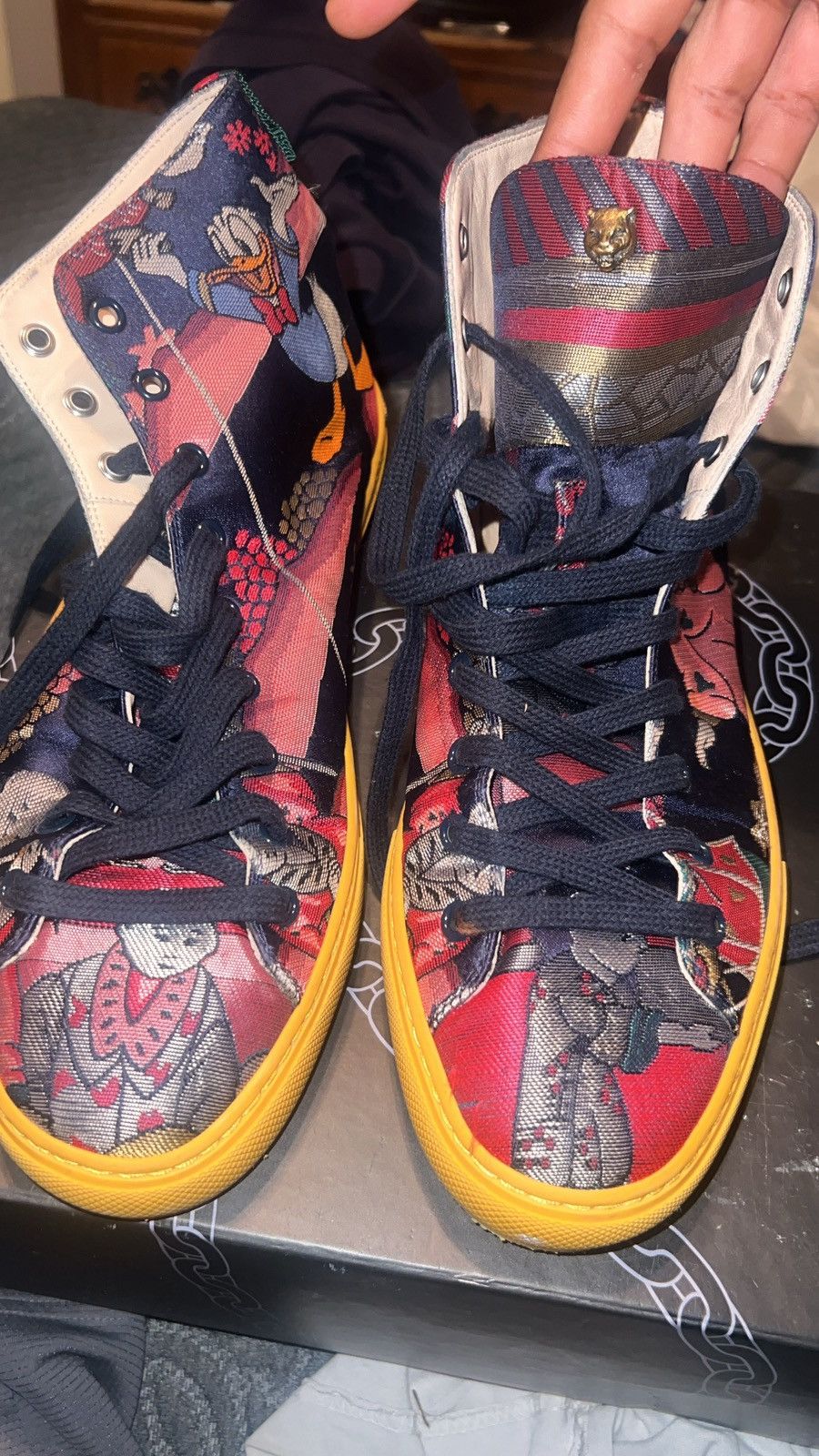 Disney × Gucci Gucci x Disney colab sneakers Size US 7 / EU 40 - 5 Thumbnail