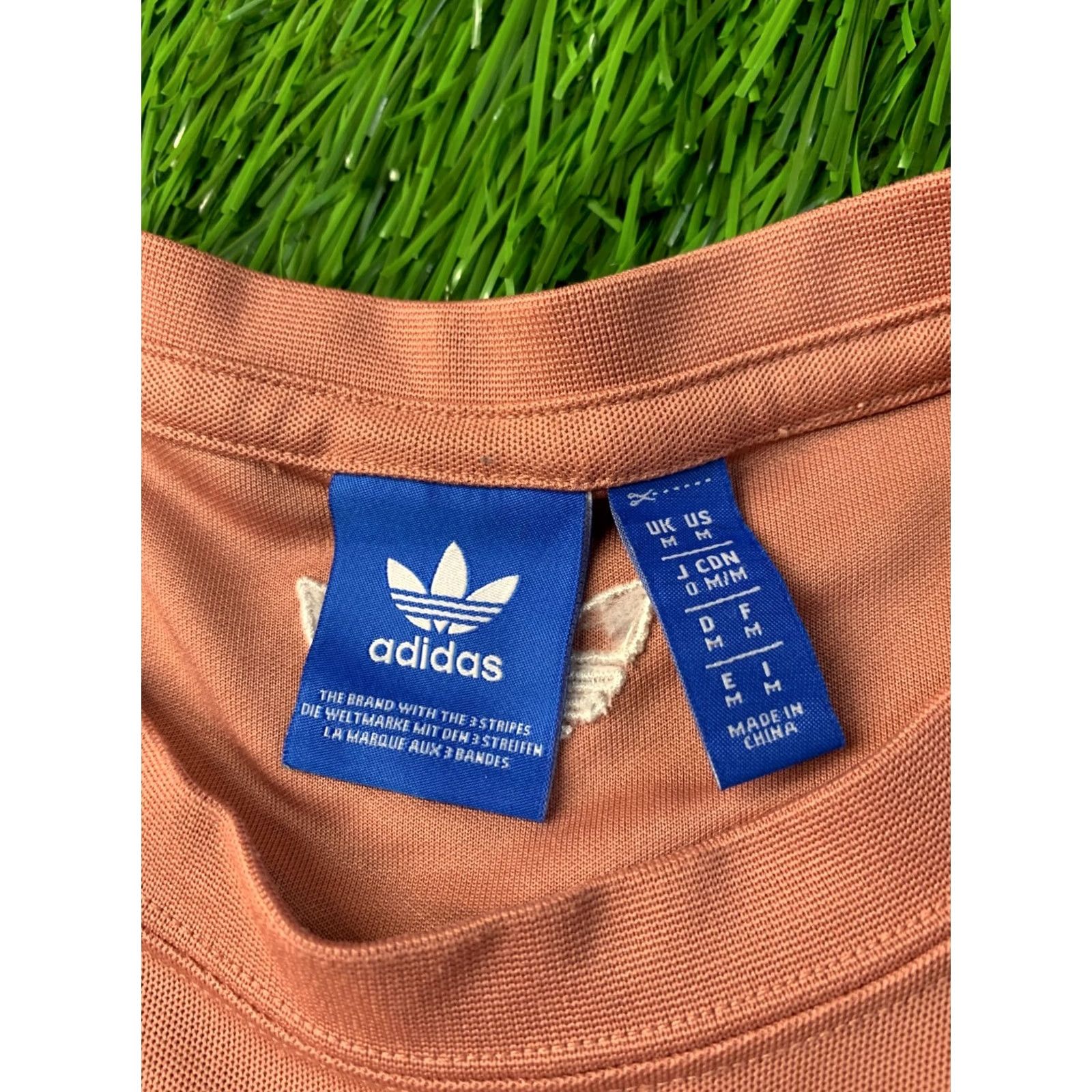Adidas ADIDAS ORIGINAL 2018 MEN T-SHIRT SHIRT M Peach and White Vintage No Size US M / EU 48-50 / 2 - 6 Thumbnail