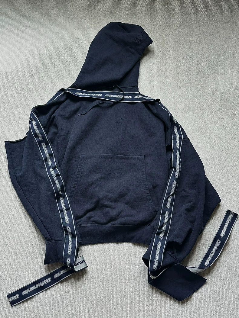 Vetements vetementsHooded Sweatshirt with Ribbon Sleeves hoodie 2503- Size US S / EU 44-46 / 1 - 1 Thumbnail