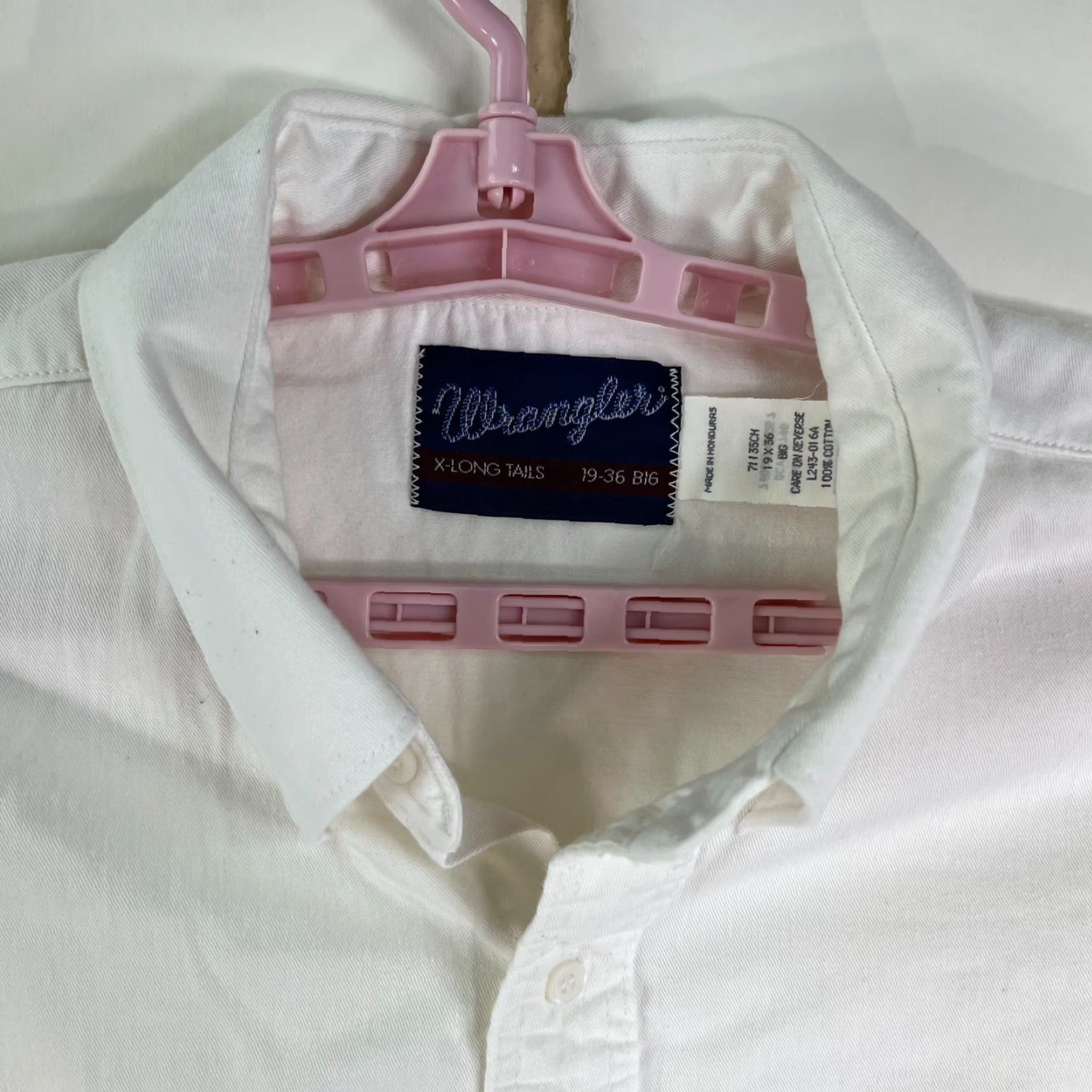Wrangler Wrangler Tall Tail Shirt Mens White Size 19 36 BIG long Sleeve 2 Pocket Shirt Mens White BIG 2 Pocket Western Casual Cotton Button-Up Wrangler Size US XXL / EU 58 / 5 - 2 Thumbnail