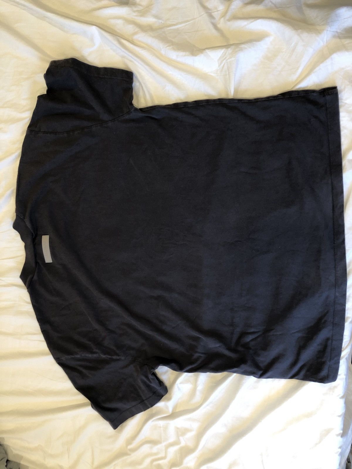Essentials FW22 FoG Essentials 1977 T-shirt (L) Size US L / EU 52-54 / 3 - 5 Thumbnail