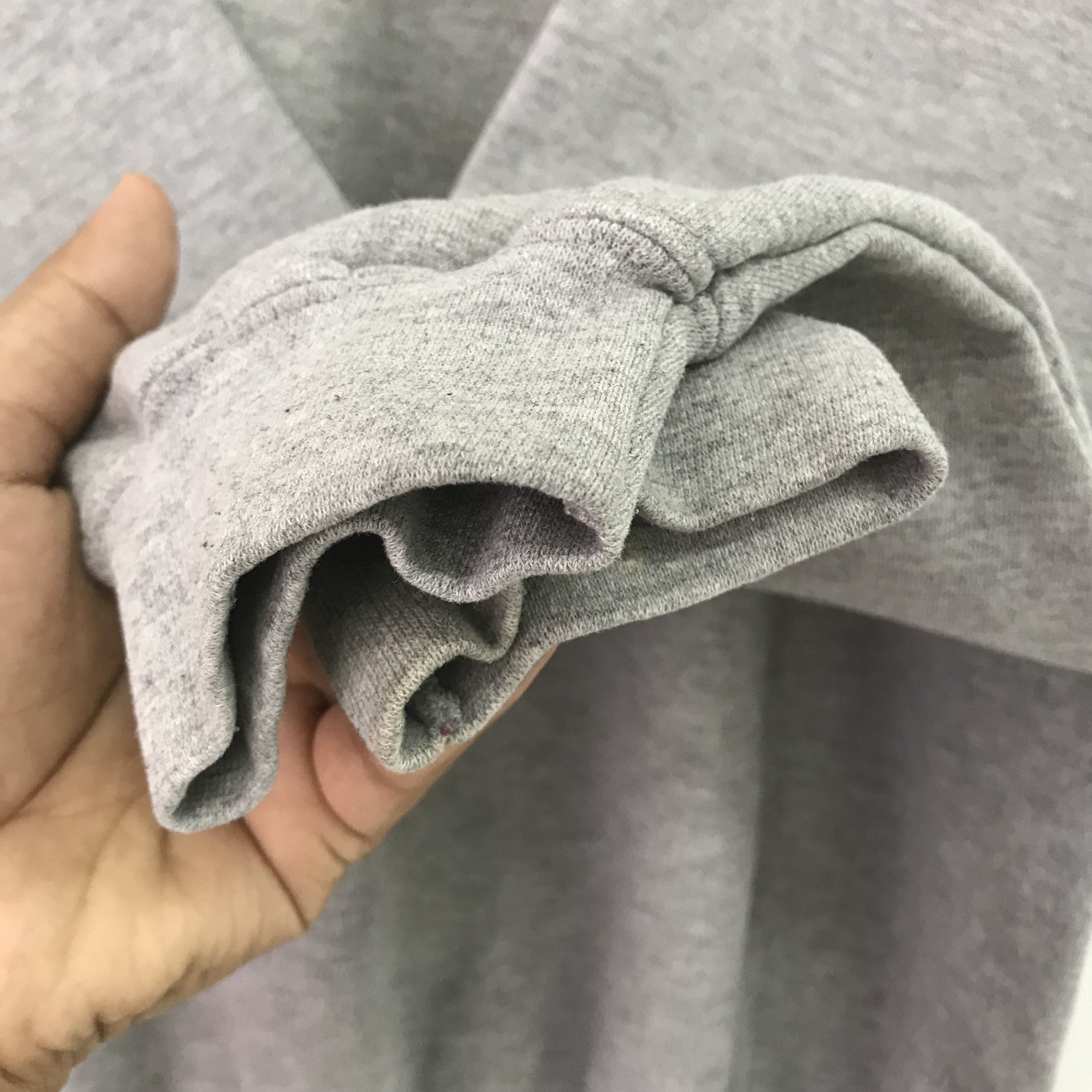 Arts & Science Vintage Grizzly Bear Gray Sweatshirt 2Xlarge Size US XXL / EU 58 / 5 - 9 Thumbnail