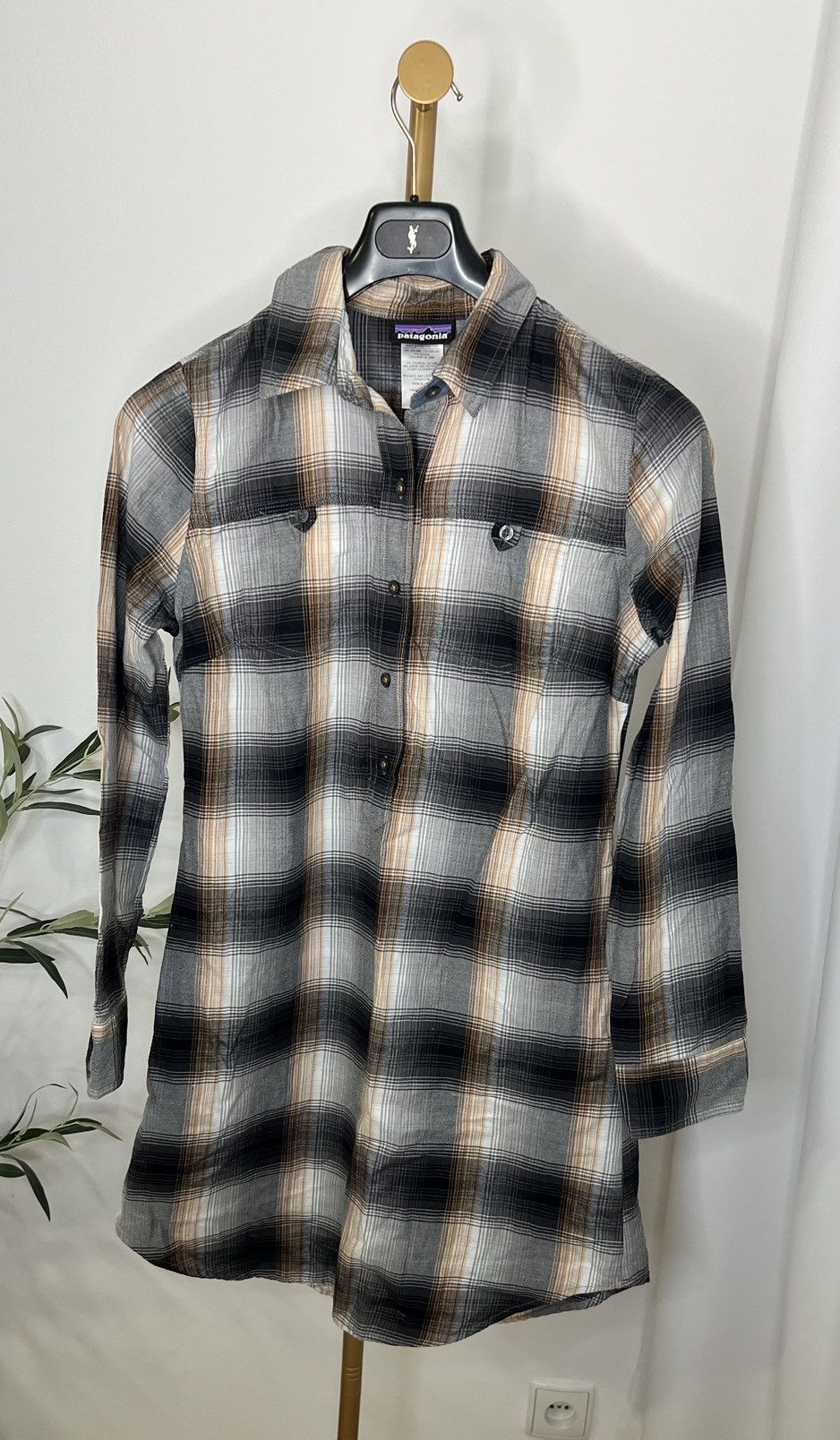 Patagonia Patagonia shirt dress check logo S-M premium cotton Size M / US 6-8 / IT 42-44 - 1 Thumbnail
