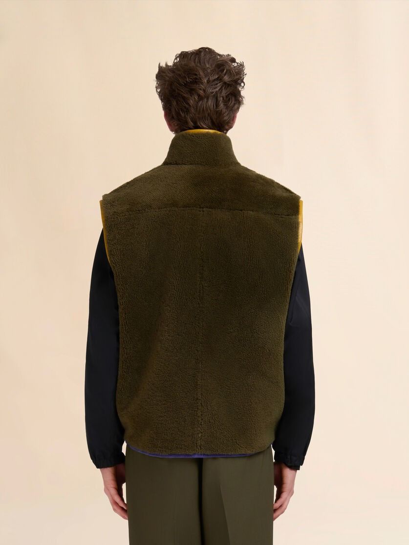 Marni Deep green shearling vest with leather piping Size US M / EU 48-50 / 2 - 6 Thumbnail