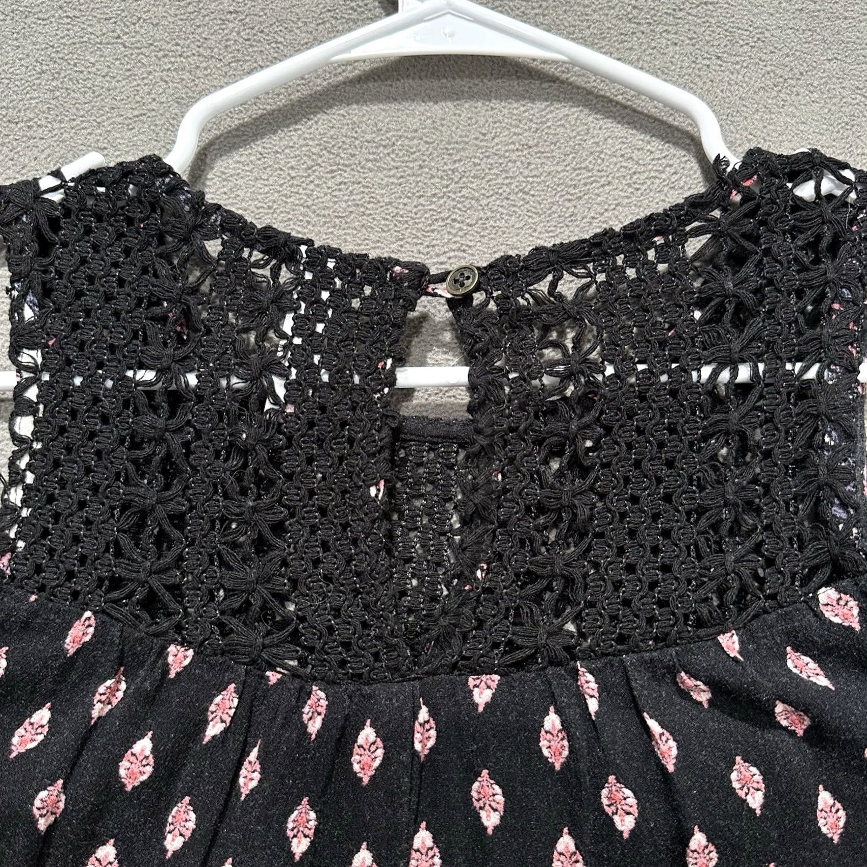 Vintage Xhilaration Tunic Tank Top Womens S Black Floral Sleeveless Lace Shirt Adult Small Size S / US 4 / IT 40 - 4 Thumbnail