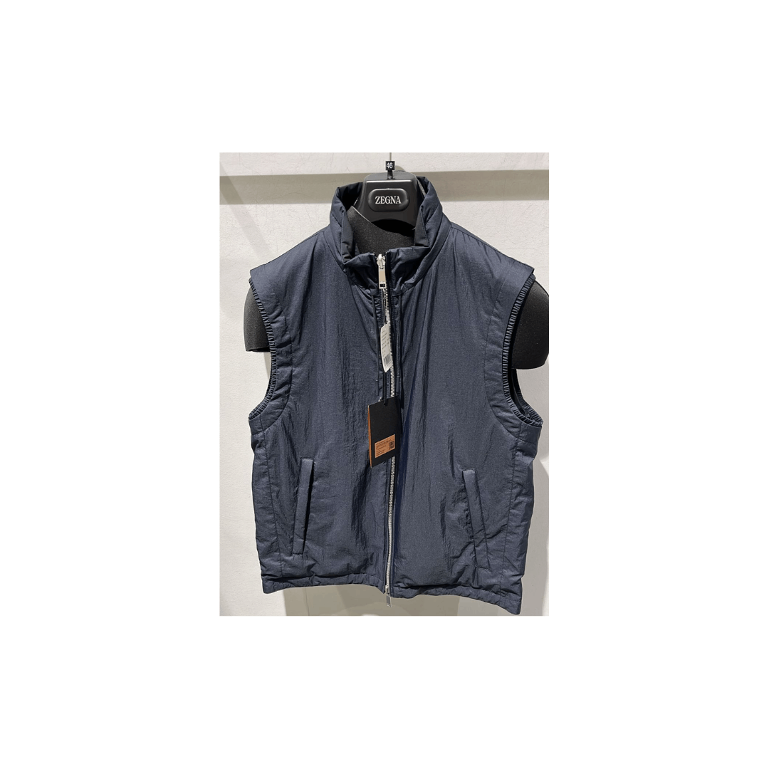 Ermenegildo Zegna o1s1rm0225 RUDT15 Vest in Navy Blue Size US S / EU 44-46 / 1 - 1 Preview