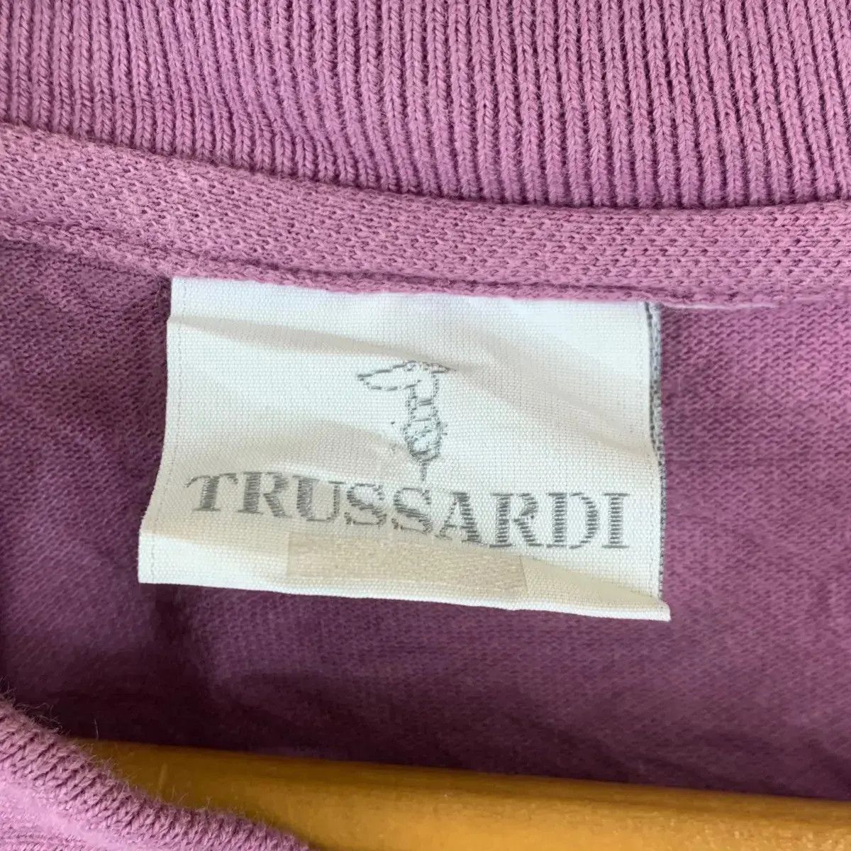 Trussardi Vintage 90’ TRUSSARDI Made In Italy Embroidered Polo Tee Size US L / EU 52-54 / 3 - 5 Thumbnail