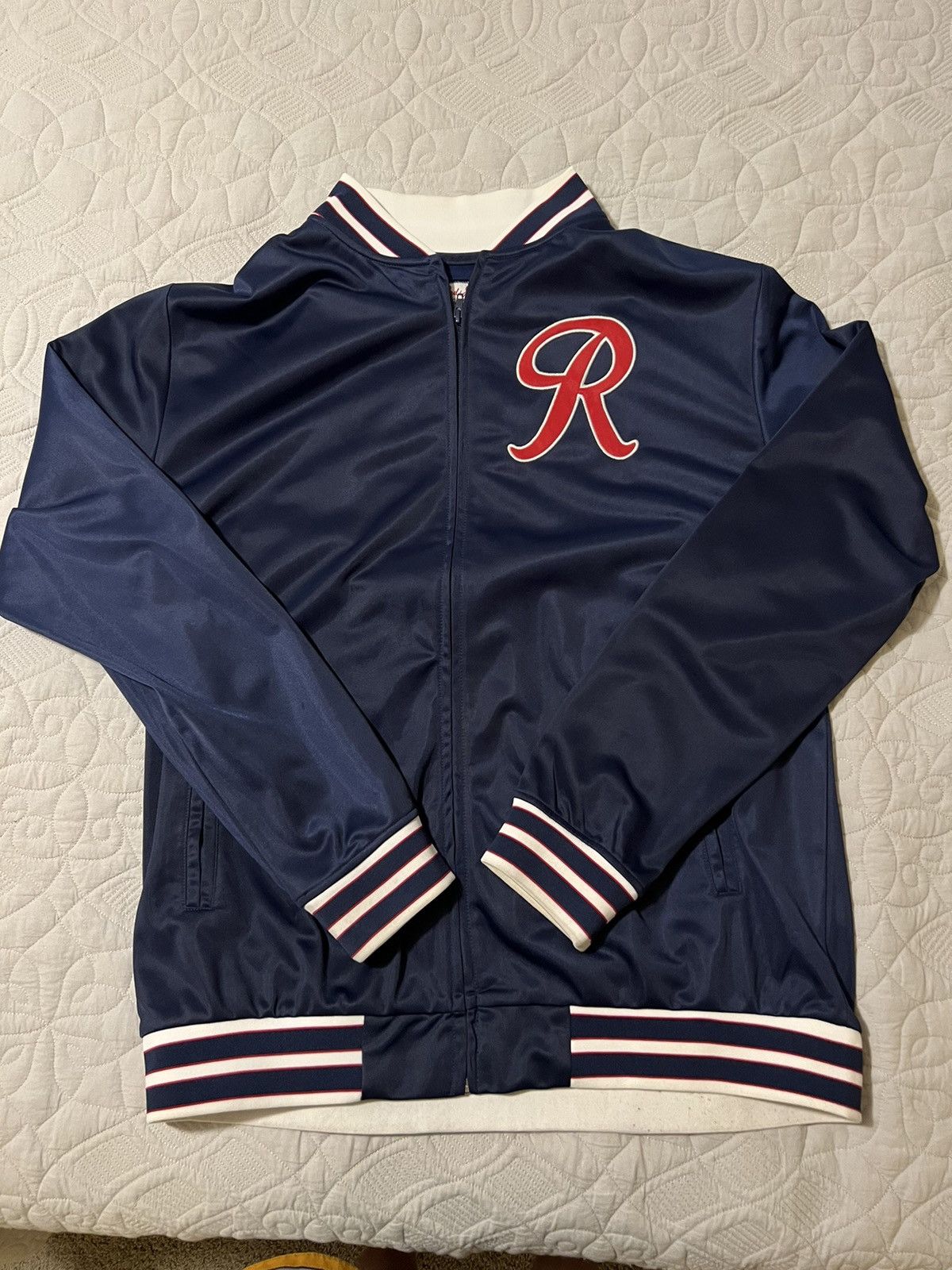 MLB Tacoma Rainiers Seattle Mariners Triple-A Light Bomber Size US XL / EU 56 / 4 - 1 Thumbnail