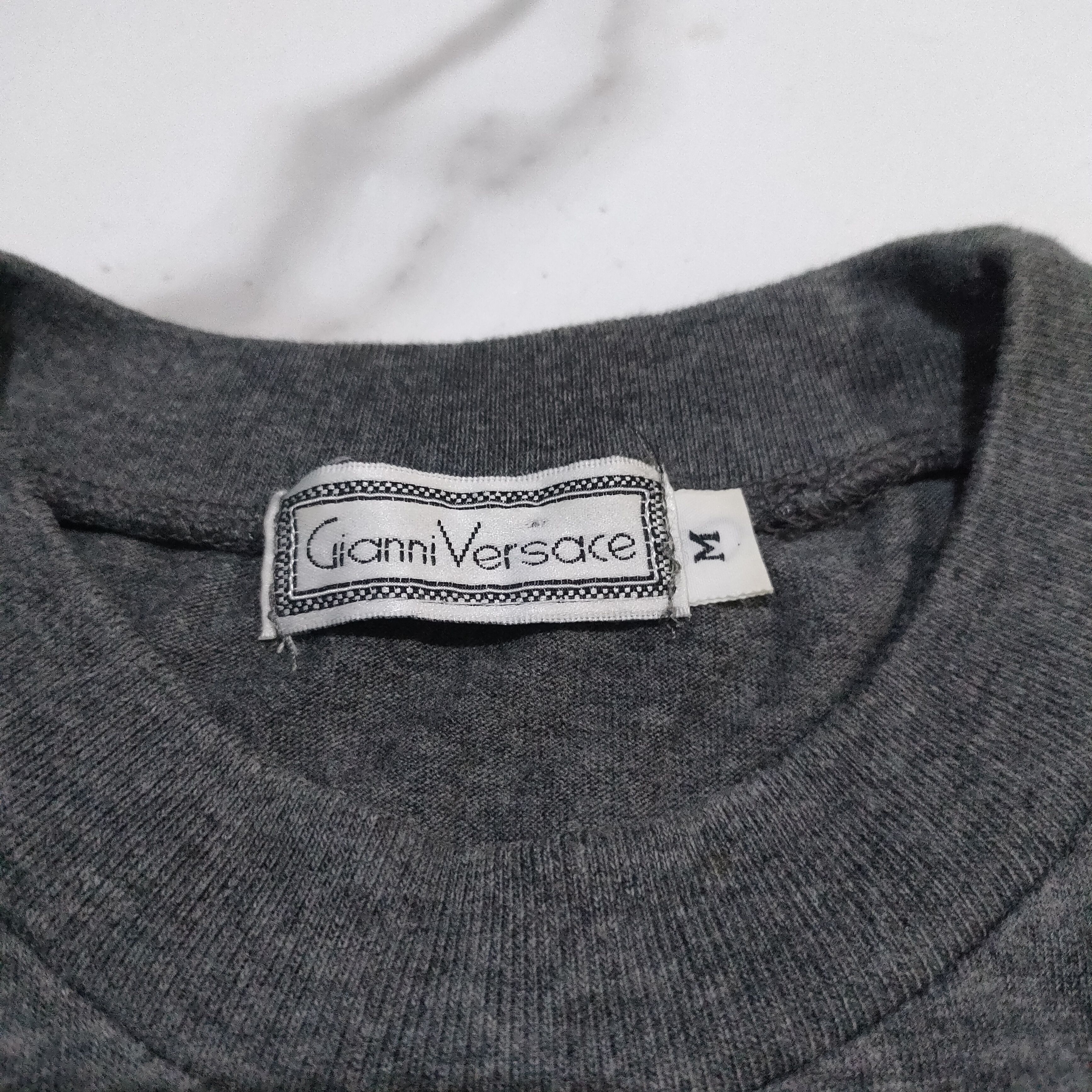 Versace Vintage Gianni Versace Tee Size US L / EU 52-54 / 3 - 3 Thumbnail