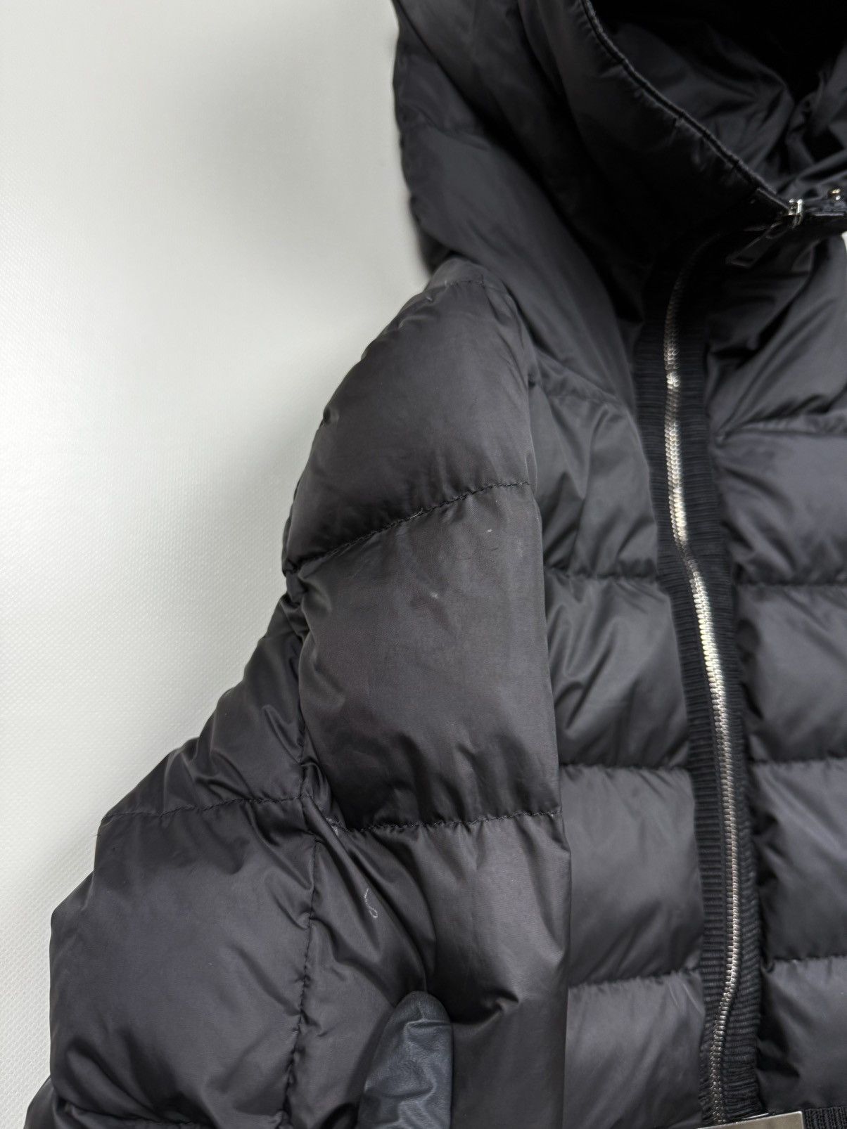 Moncler Moncler Fabrefox Women’s Long Down Belted Puffer Jacket Size XS / US 0-2 / IT 36-38 - 24 Thumbnail