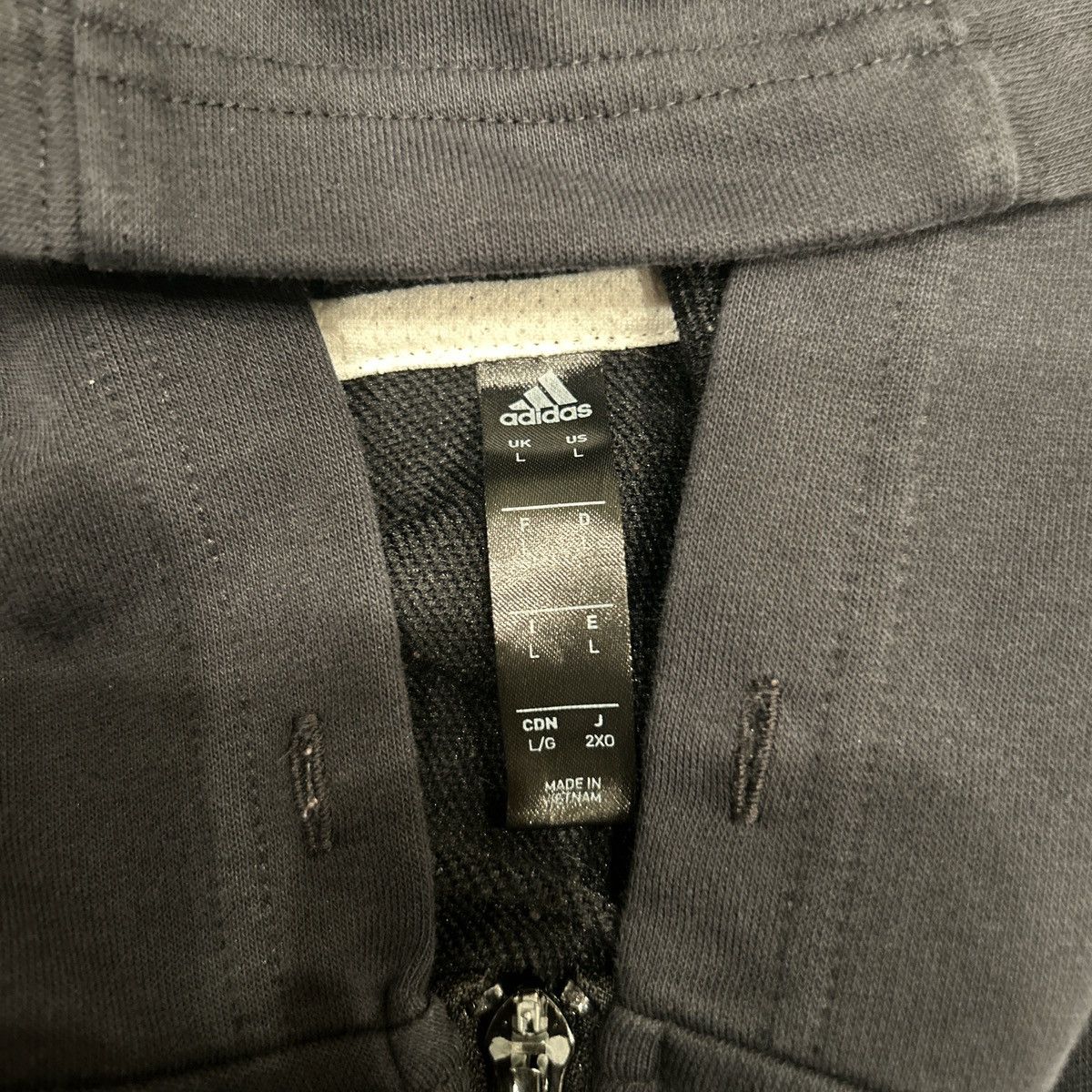 Adidas Adidas zip up Size US L / EU 52-54 / 3 - 4 Thumbnail