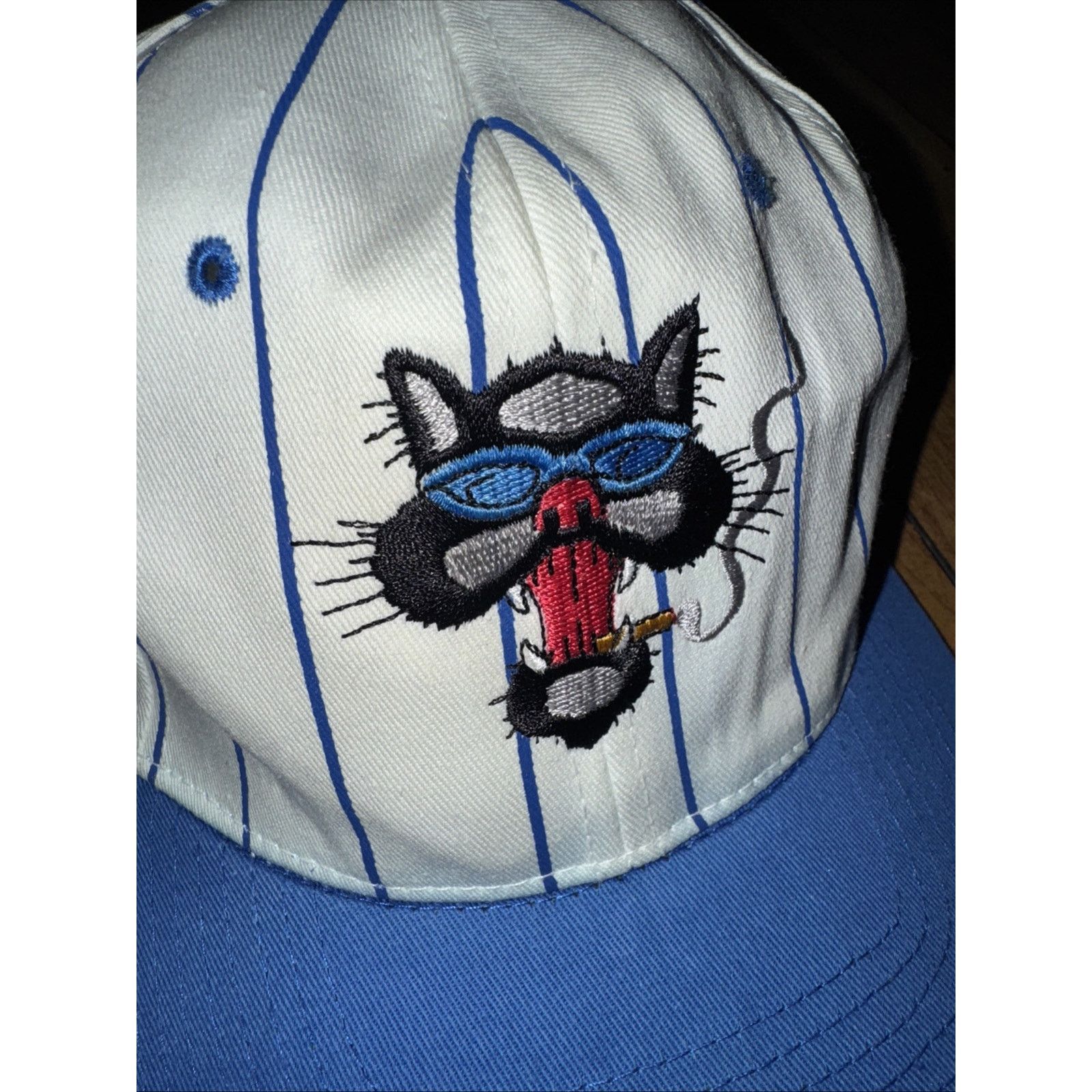 Vintage Blues Traveler Smoking Cat Pint Striped SnapBack Hat Vintage Size ONE SIZE - 3 Thumbnail