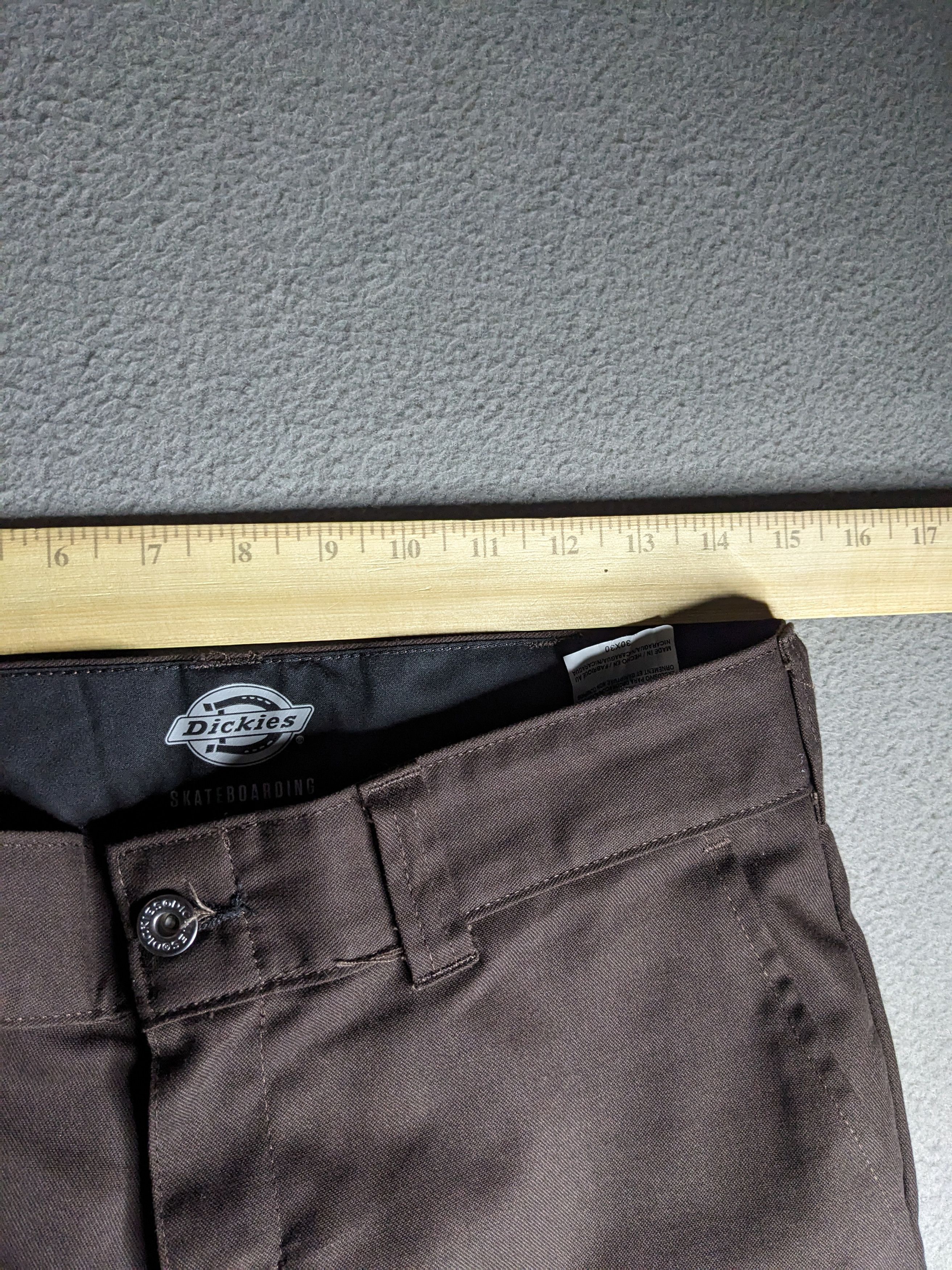 Dickies Dickies Skateboarding Chino Pants 30x30 Brown Twill Workwear Size US 30 / EU 46 - 14 Thumbnail