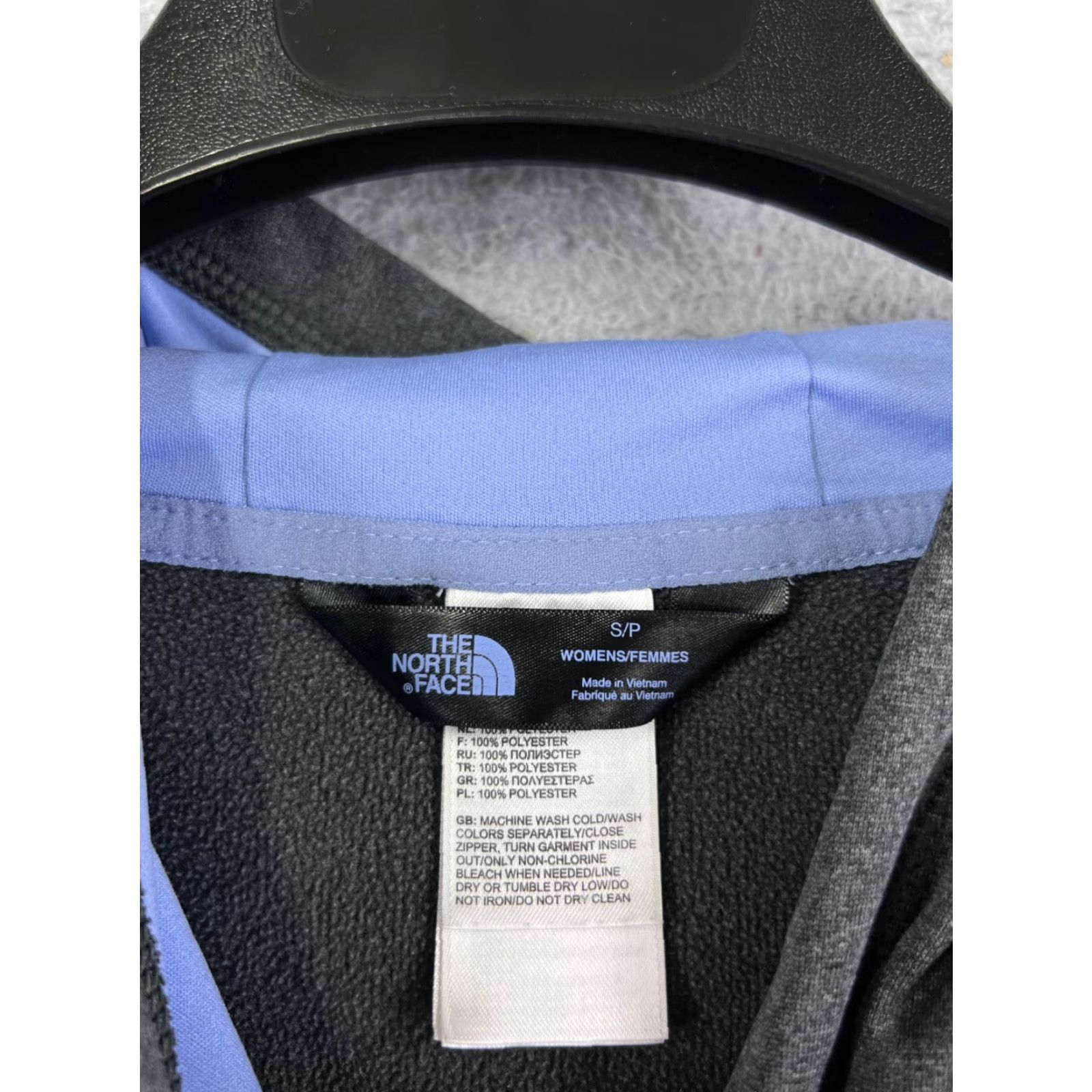 The North Face The North Face Hoodie Womens Small Gray Purple Logo Pullover Pocket Poly Size S / US 4 / IT 40 - 4 Thumbnail