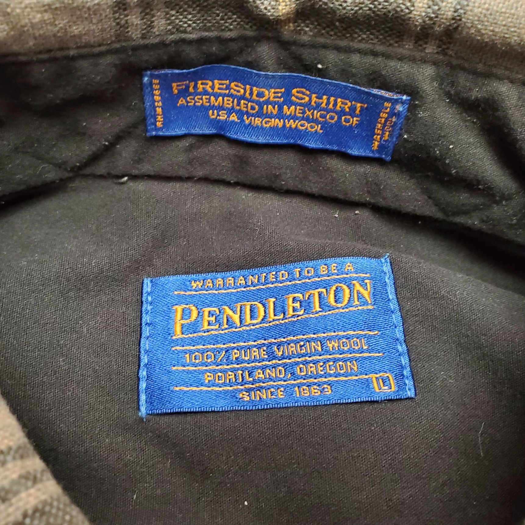 Pendleton VINTAGE Pendleton Shirt Mens Large Blue Plaid Fireside 100% Pure Virgin Wool Cabincore Size US L / EU 52-54 / 3 - 5 Thumbnail