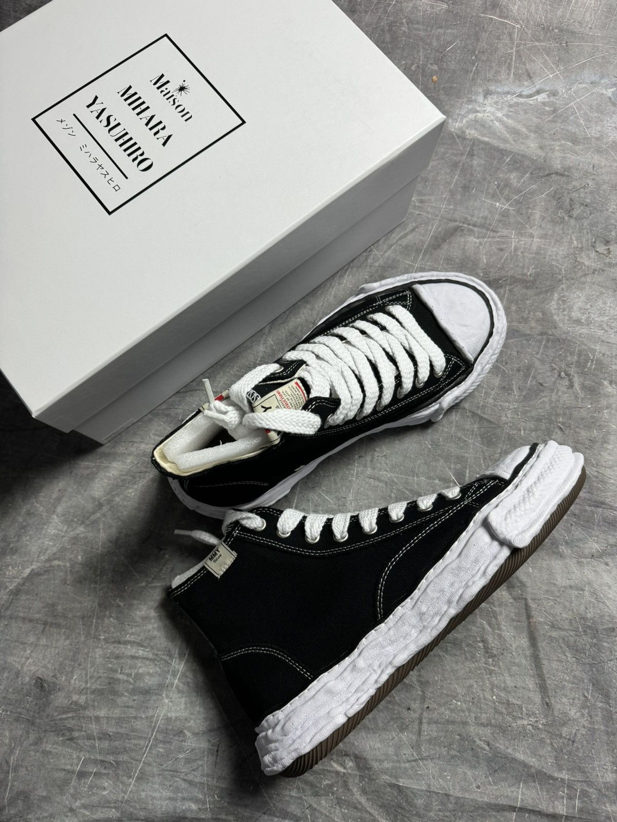 Japanese Brand × Maison MIHARA YASUHIRO Maison Mihara Yasuhiro OG Sole High Top Black Size US 9 / EU 42 - 1 Thumbnail