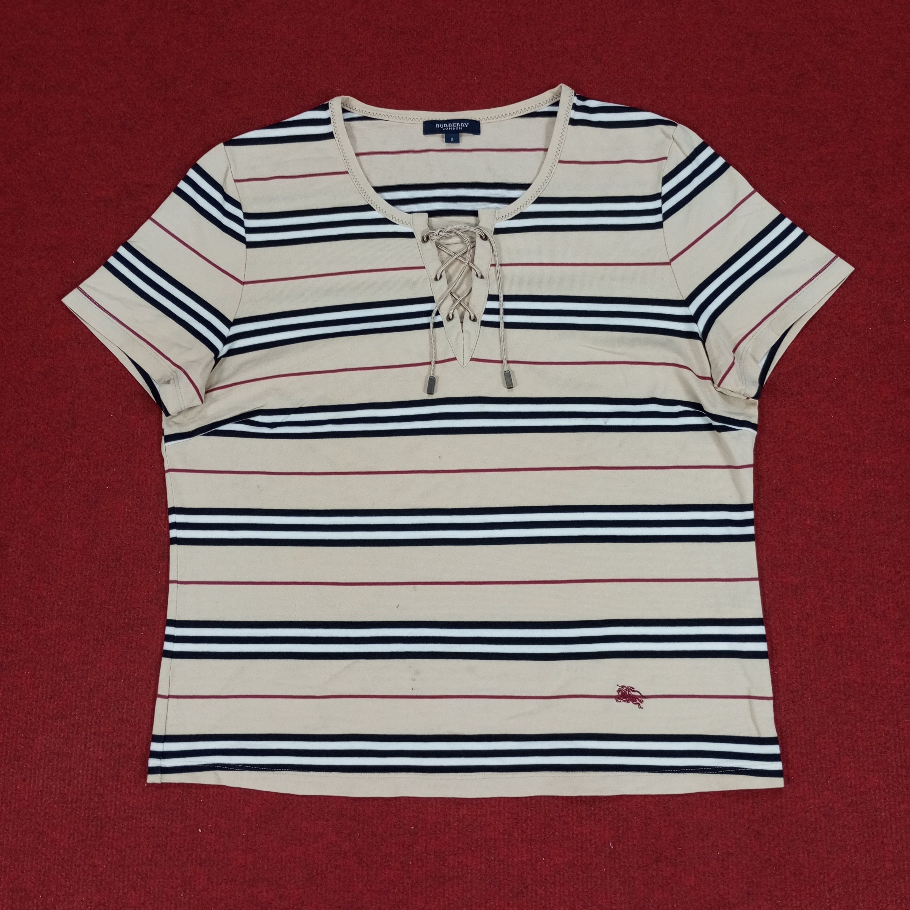 Burberry × Vintage Burberry London Small Logo Design Fashion Tshirt Size M / US 6-8 / IT 42-44 - 1 Thumbnail