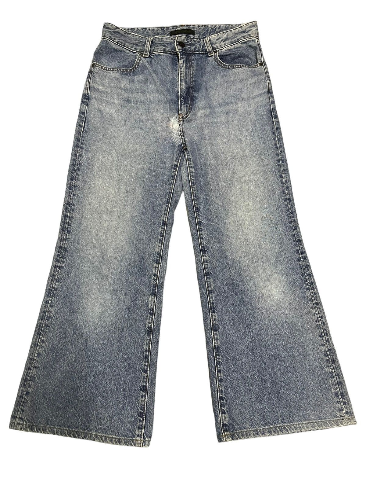 Uniqlo Vintage Japanese Uniqlo Blue Wash Baggy Style Jeans Size US 30 / EU 46 - 1 Thumbnail