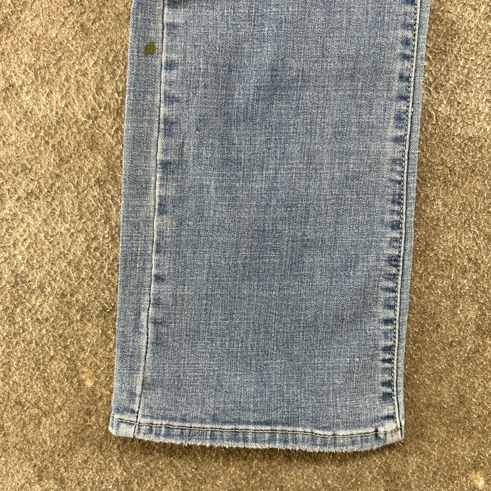 Levi's Levi's Jeans Womens 10 Blue Bootcut Classic Fit Light Wash Stretch Denim Cotton Jeans Women Regular 32x30 Blue Bootcut Stretch Distressed Size 24" / US 00 / IT 34 - 5 Thumbnail