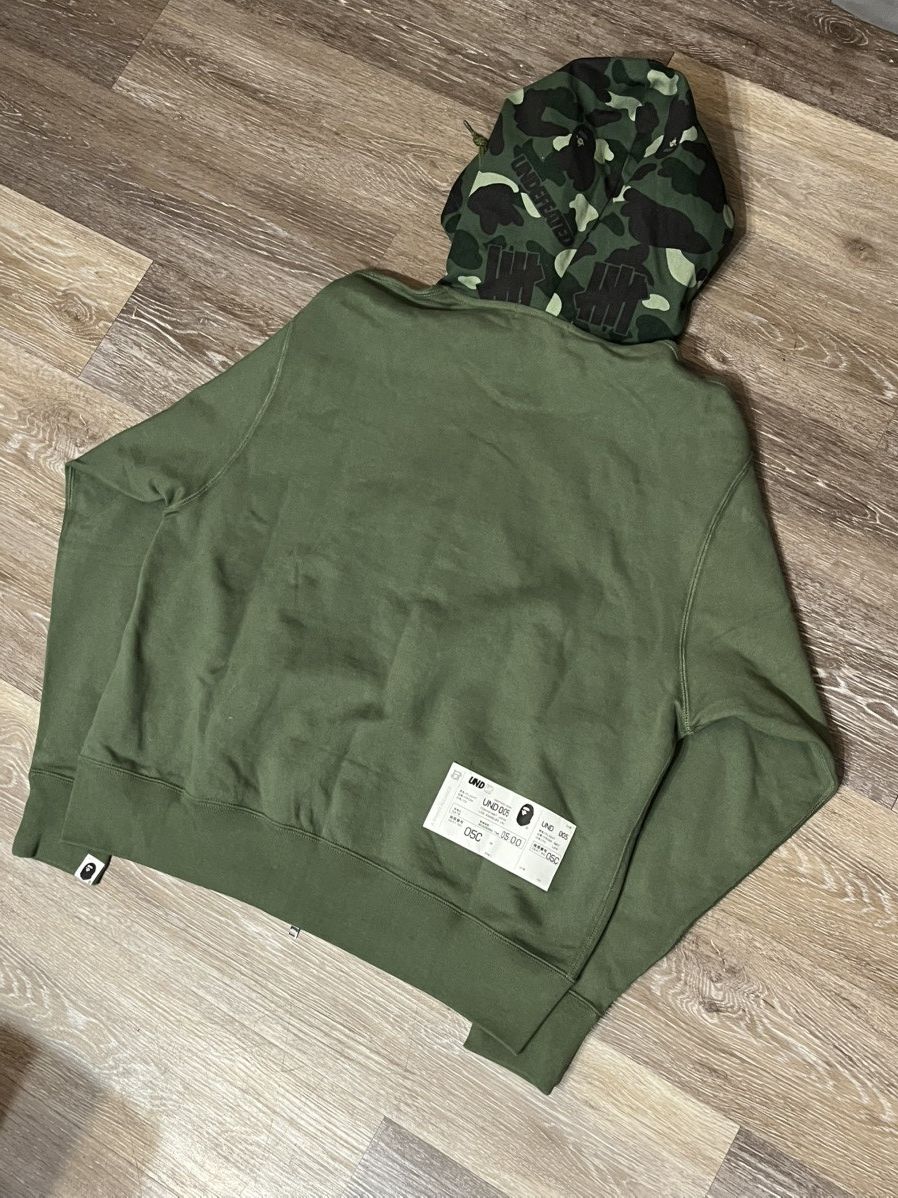 Bape × Undefeated *Rare* Bape X Undefeated Zip Up Army Green Tally Camo Size US M / EU 48-50 / 2 - 5 Thumbnail