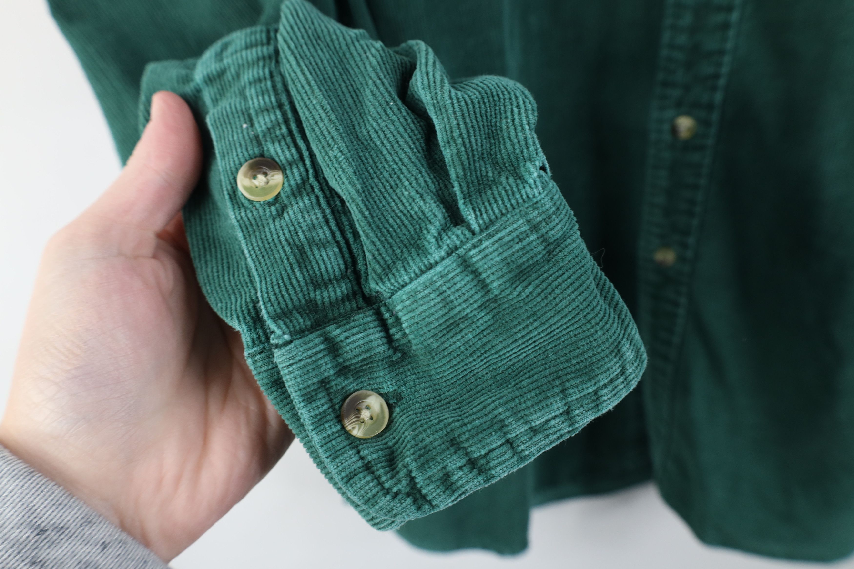 Vintage Vintage 90s Streetwear Corduroy Collared Button Down Shirt Size US L / EU 52-54 / 3 - 10 Thumbnail