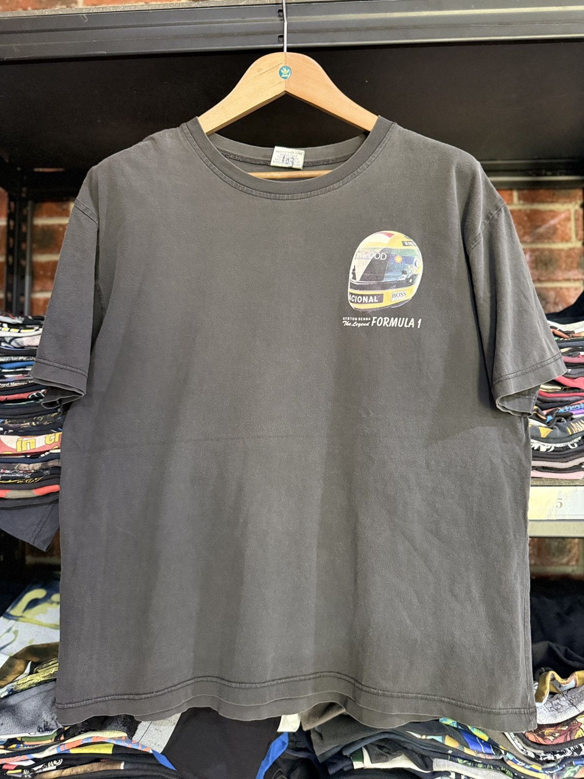 Formula 1 Vintage 90s Ayrton Senna The Legend Formula 1 Faded Tee Size US L / EU 52-54 / 3 - 2 Thumbnail