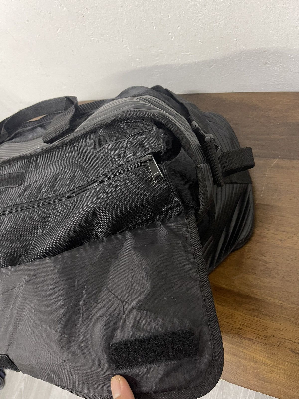 Japanese Brand ARISTRIST JAPAN all black travel bag Size ONE SIZE - 9 Thumbnail