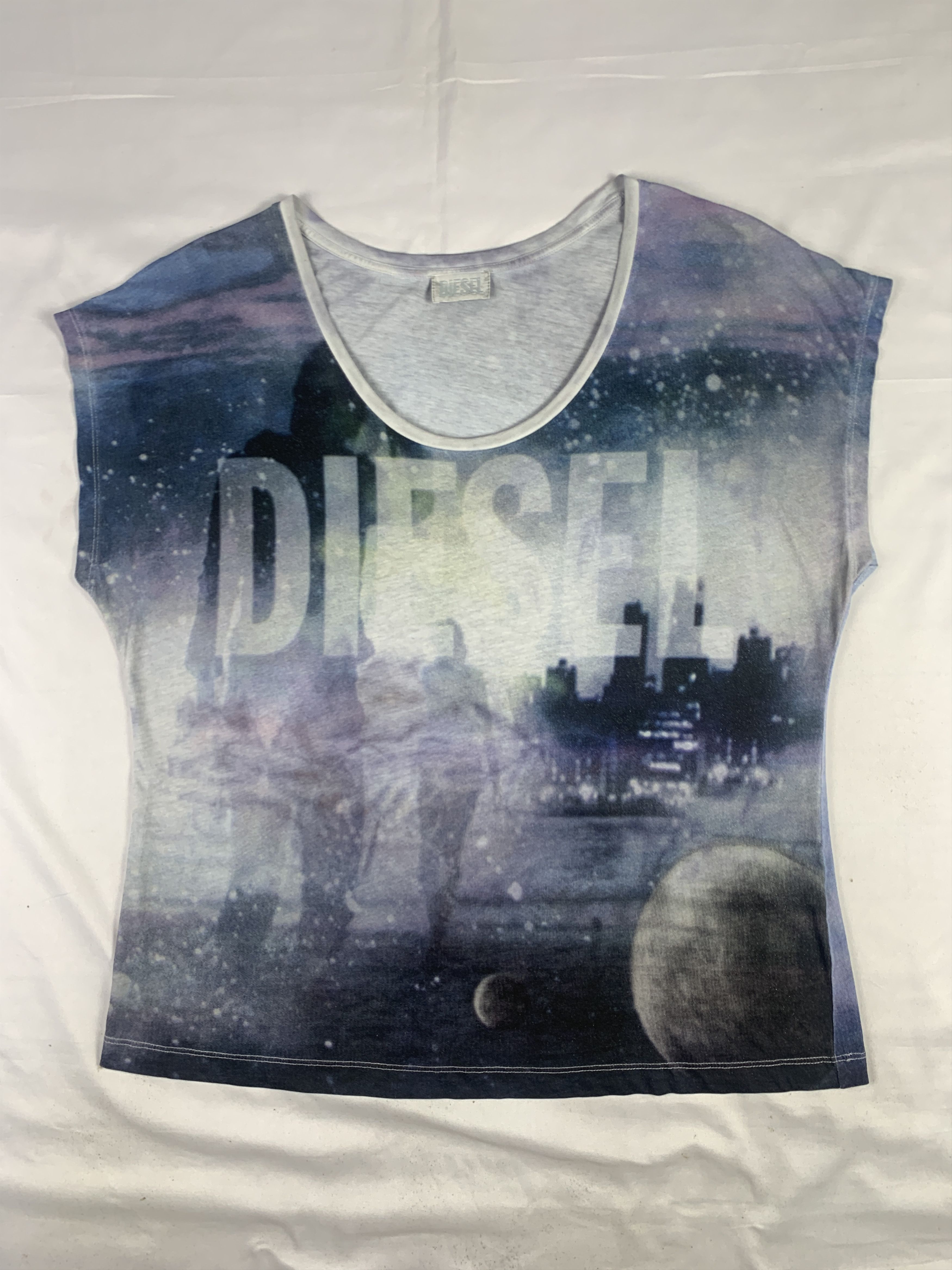 Diesel Diesel AOP Loose Fit Top (S to L) Size L / US 10 / IT 46 - 1 Thumbnail