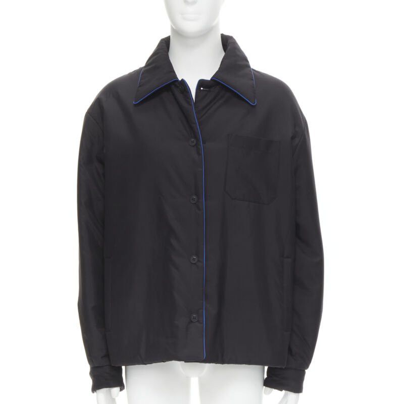 Fendi new FENDI 2021 Reversible 100% silk black white logo padded jacket IT48 M Size US M / EU 48-50 / 2 - 1 Thumbnail