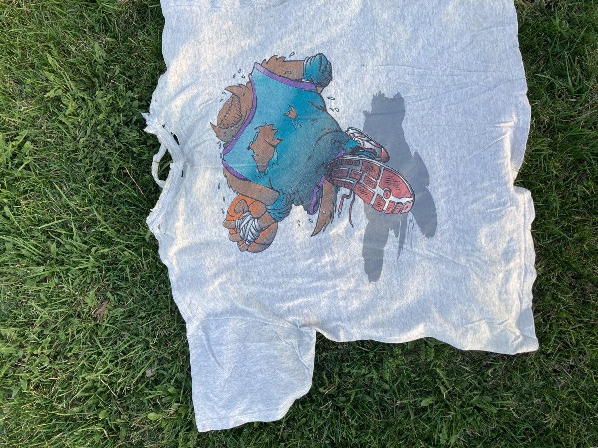 Vintage Tazmanian devil t-shirt Size US XL / EU 56 / 4 - 5 Thumbnail