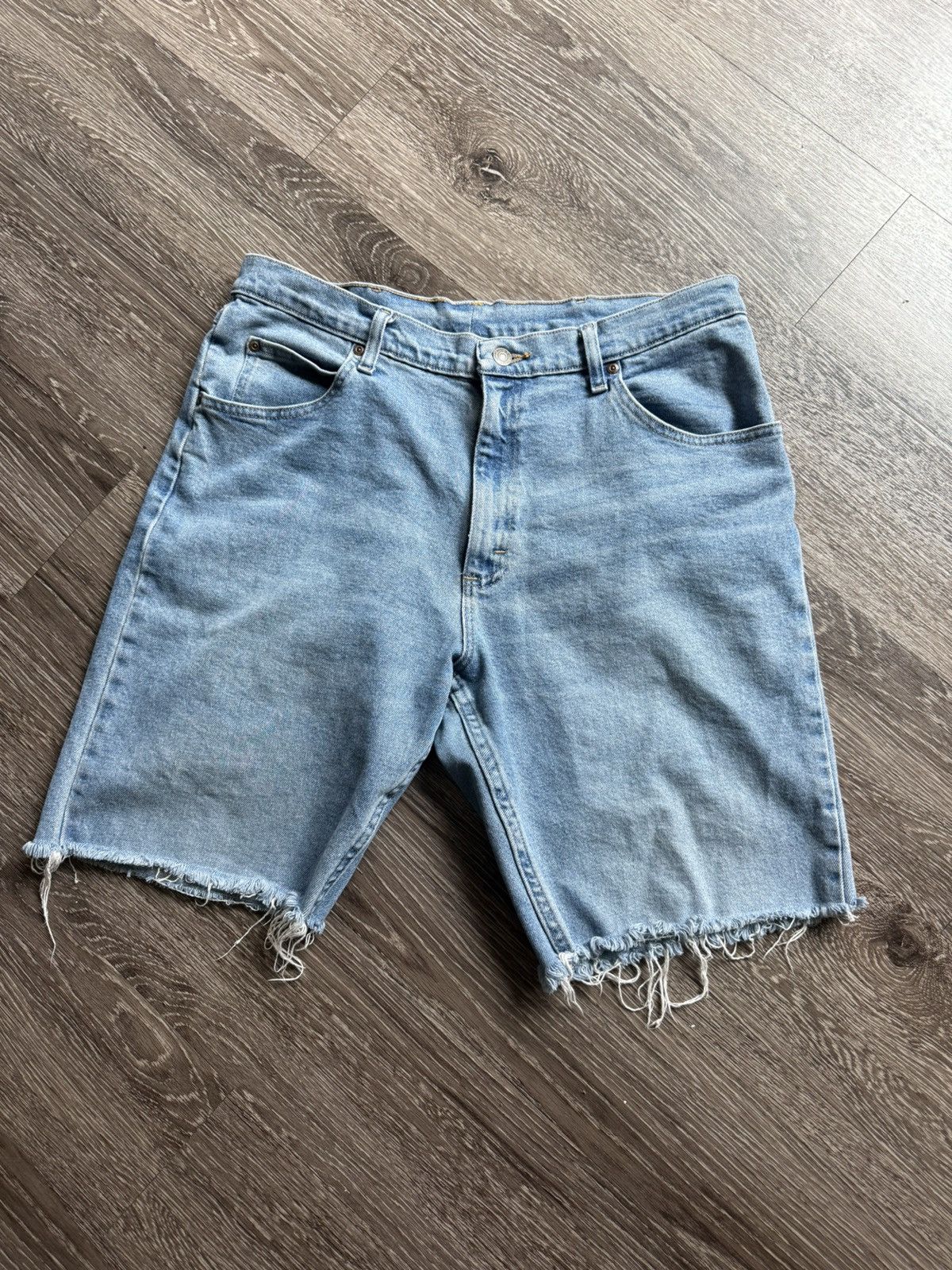 Wrangler Vintage blue wrangler shorts Size US 34 / EU 50 - 1 Thumbnail