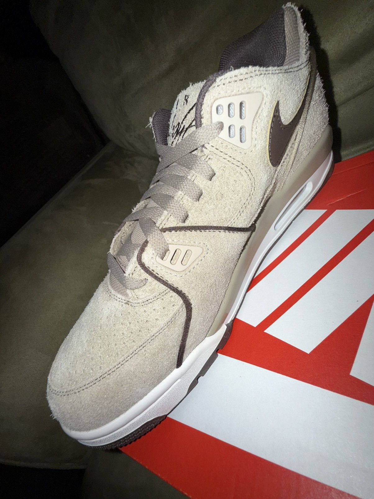Nike Nike Air Flight ‘89 Low Khaki Suede, w/OG Box, NEW size 11 Size US 11 / EU 44 - 15 Thumbnail