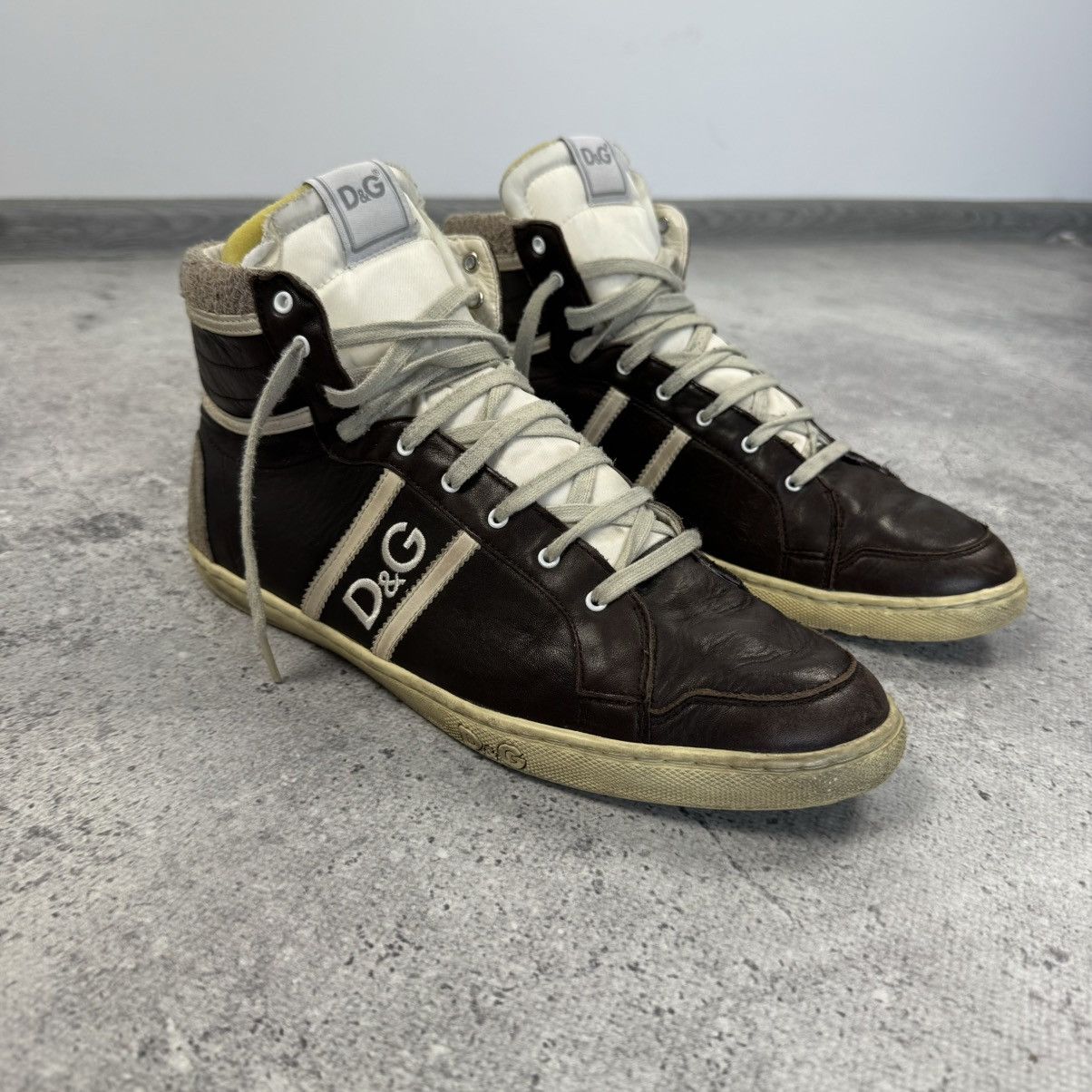 Dolce & Gabbana Dolce & Gabbana Hi Top Leather Sneakers Rare D&G Logo Size US 10 / EU 43 - 4 Thumbnail