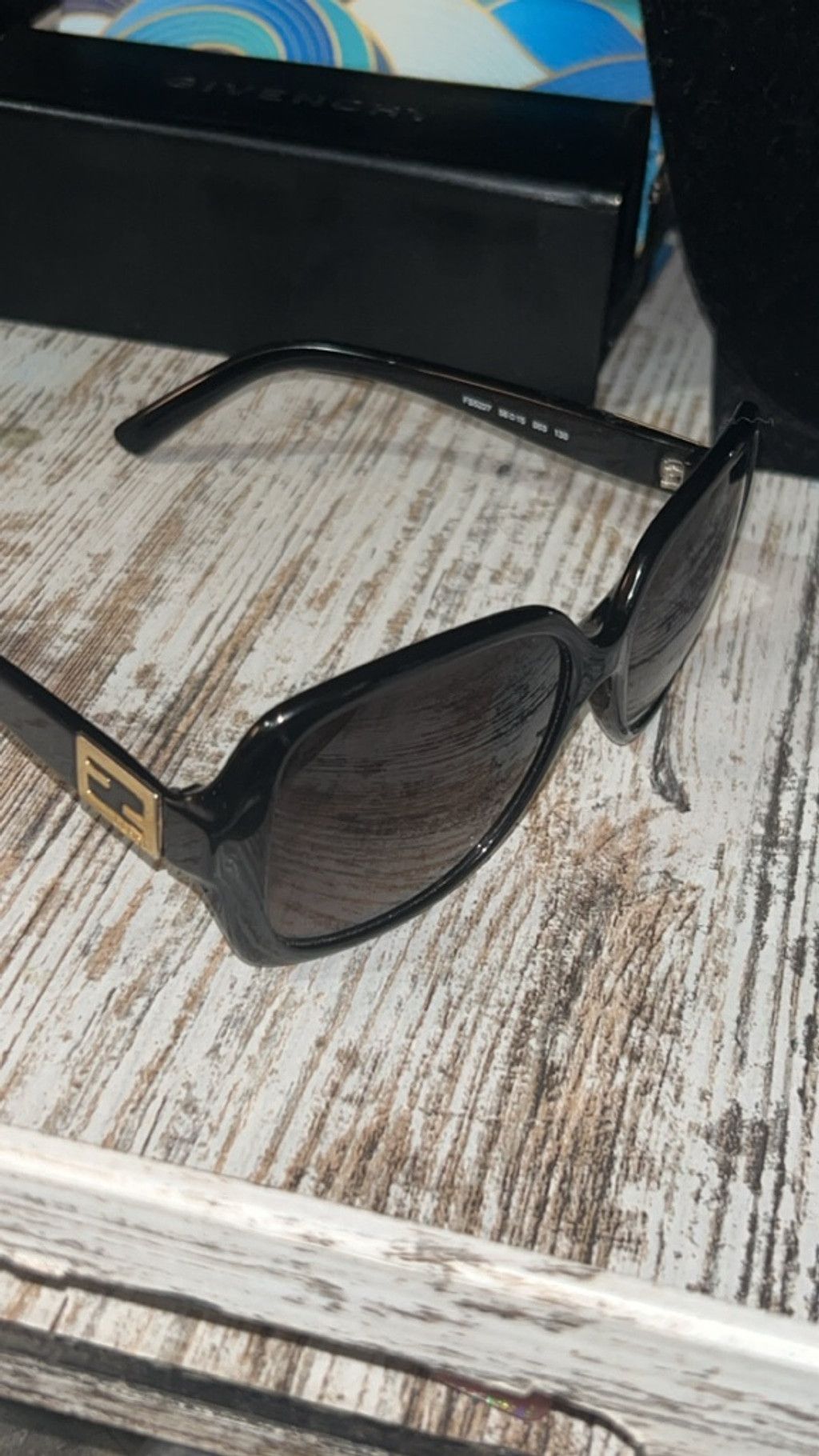 Fendi Women Fendi Black Sunglasses One Size with Gold Accents Size ONE SIZE - 1 Thumbnail