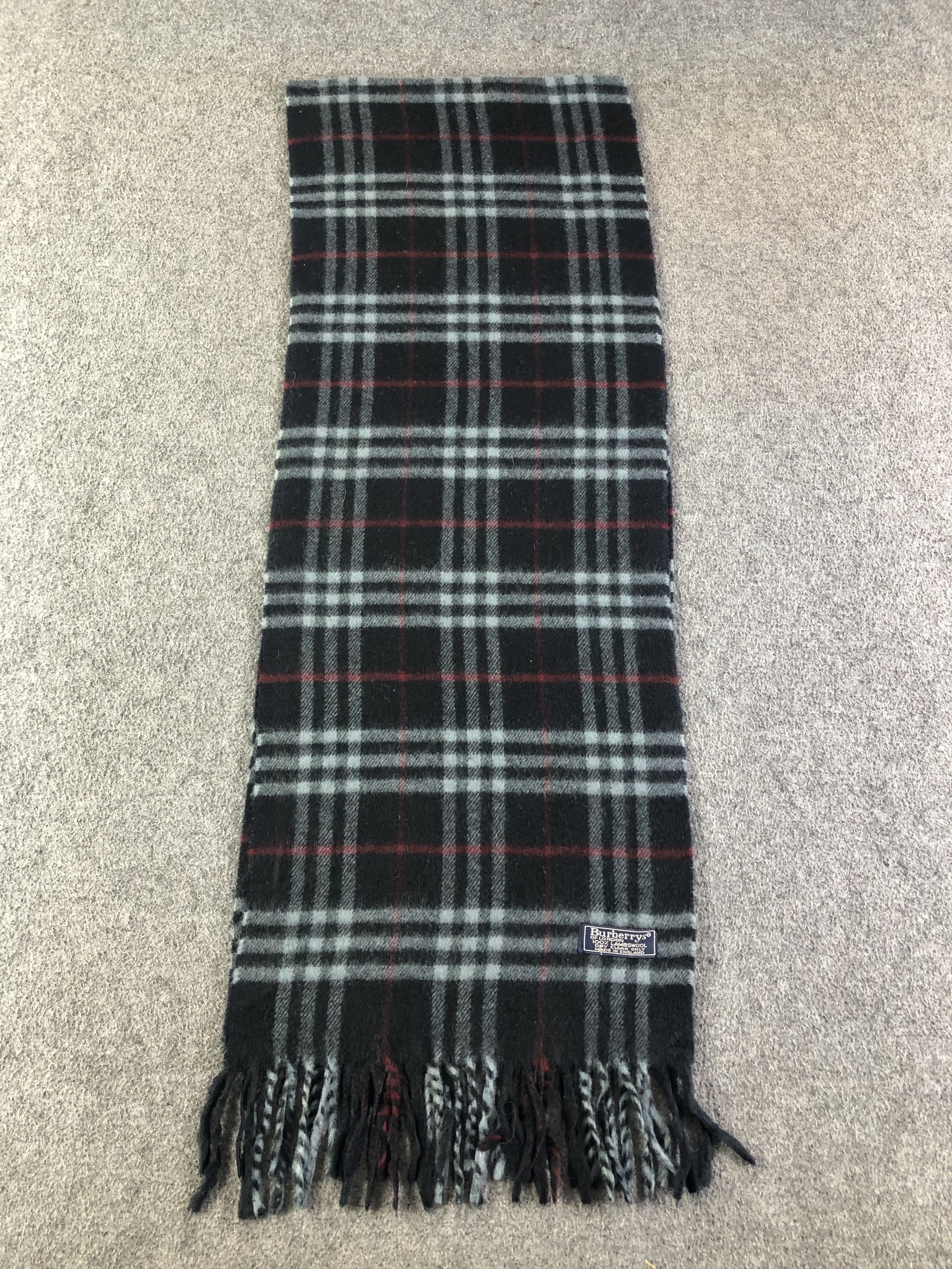 Burberry Burberry Scarf / Muffler / Neckwear SS1372 Size ONE SIZE - 2 Thumbnail