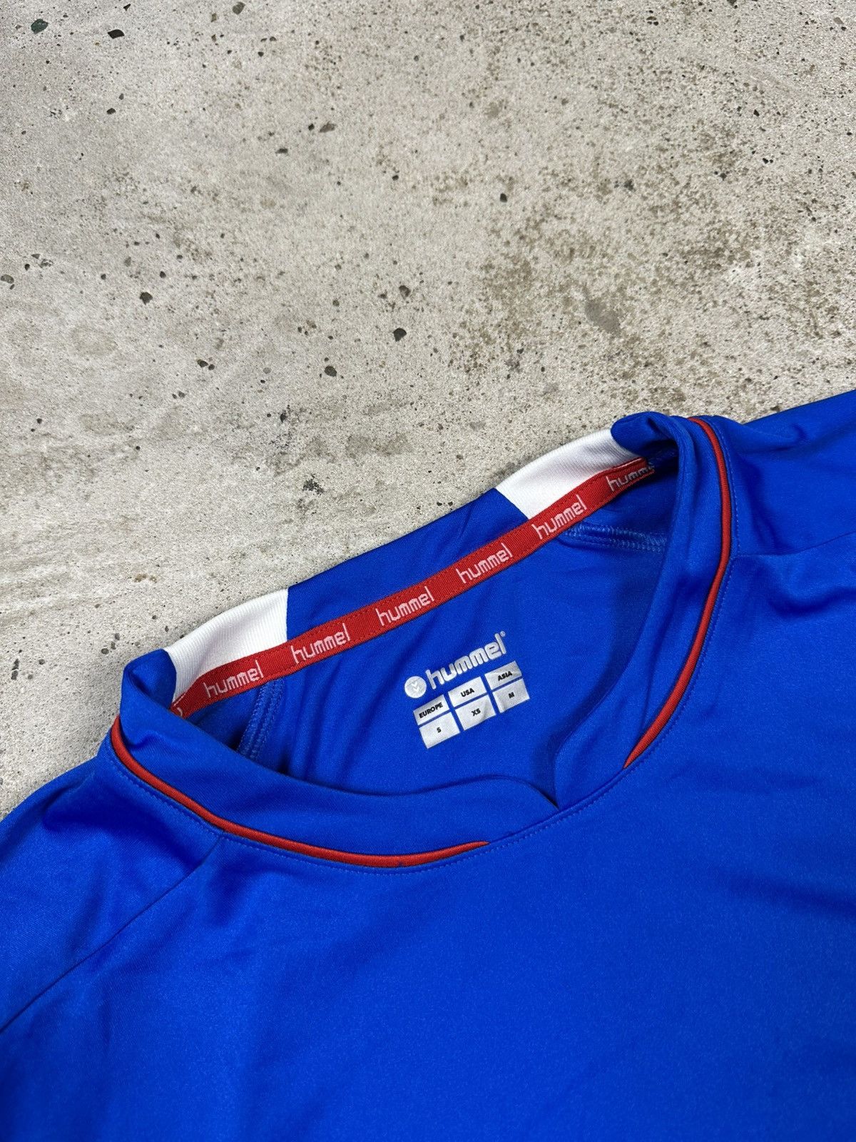 Hummel × Vintage Hummel x Rangers 2018/2019 Home Jersey Soccer T Shirt Size US S / EU 44-46 / 1 - 8 Thumbnail