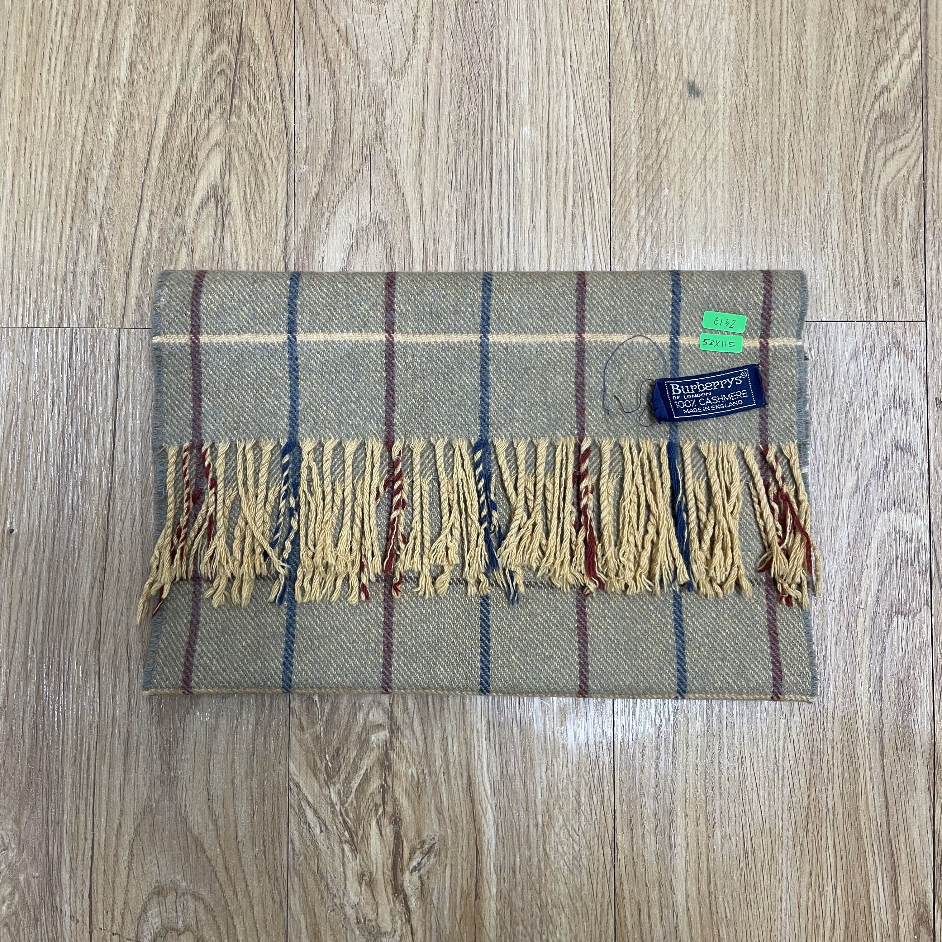 Burberry Burberrys Scarf / Muffler - 6152 Size ONE SIZE - 8 Thumbnail