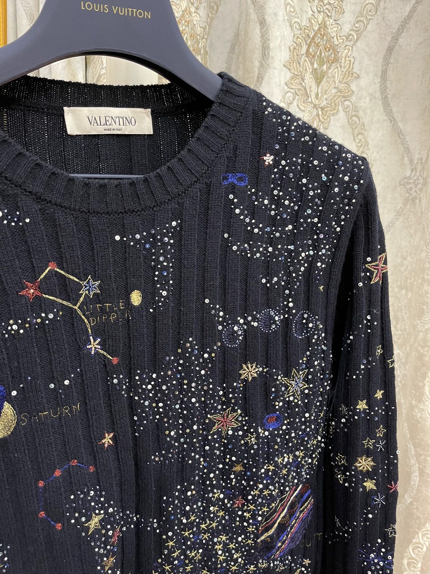 Valentino Valentino Pearl & Sequins Sweater S (Authentic) Size S / US 4 / IT 40 - 3 Thumbnail