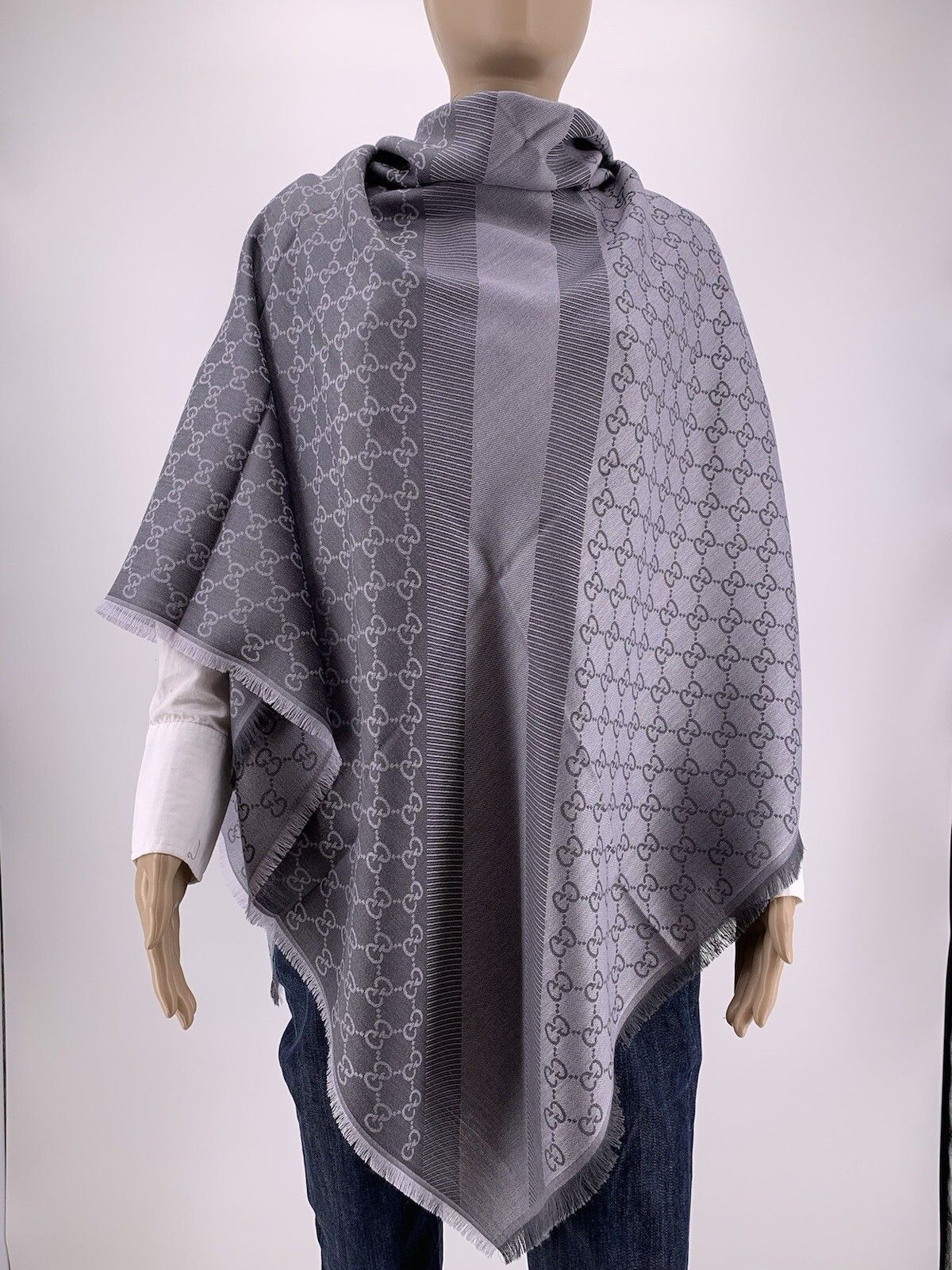 Gucci Size-140x140cm New Gucci Scarves Wool/Silk Size ONE SIZE - 3 Thumbnail