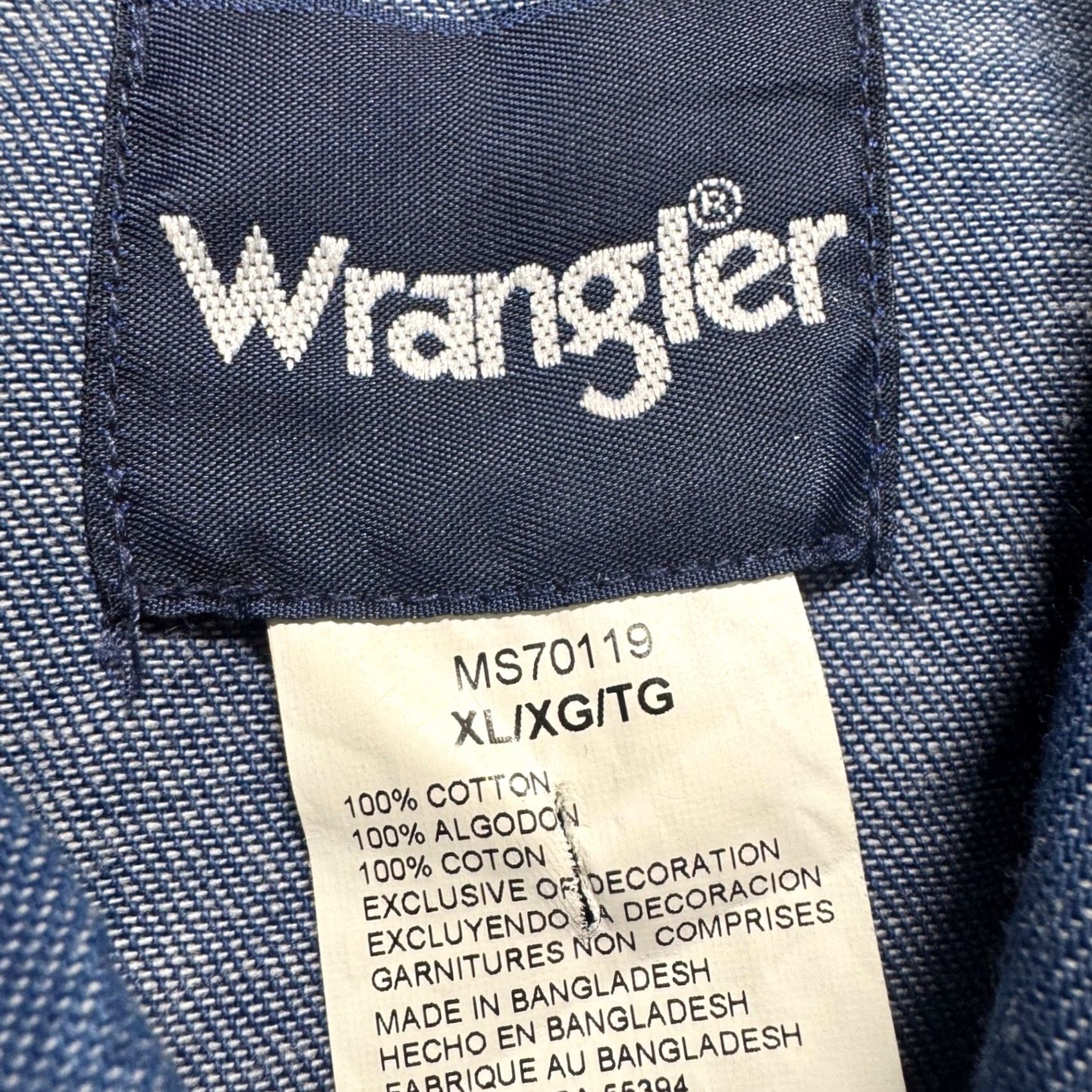 Wrangler VINTAGE Wrangler Dress Shirt Men's XL Western Cotton Pearl Snap Cowboy Blue Mens XL Blue Wrangler Dress Shirt Size 46R - 4 Thumbnail