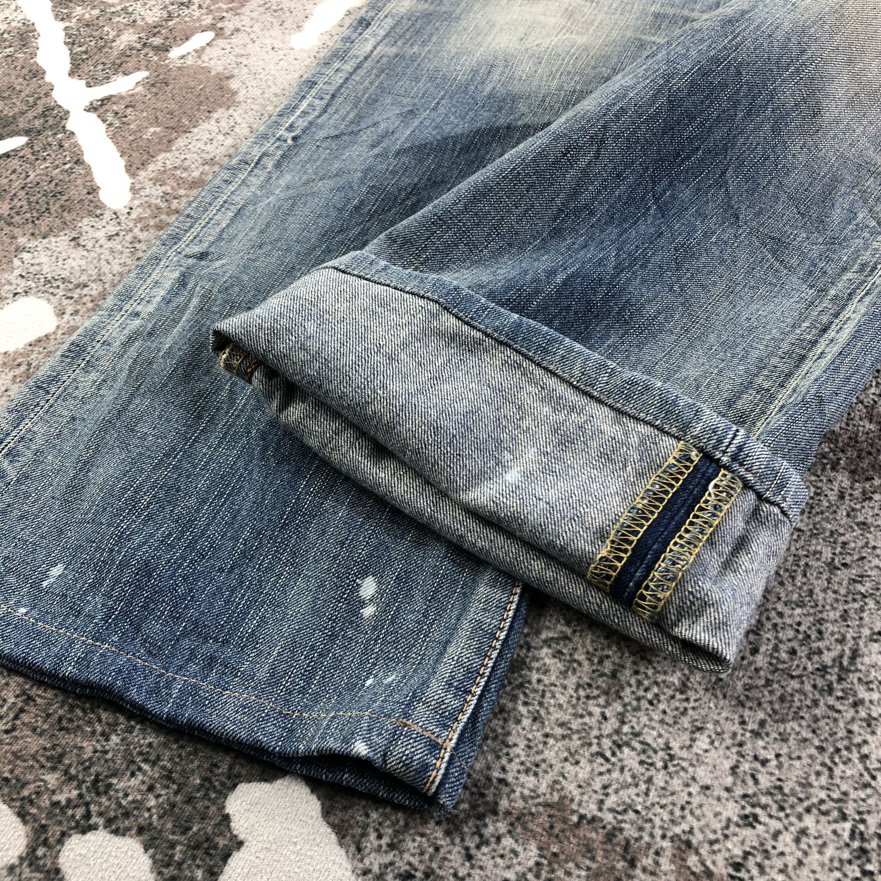 Edwin Vintage Edwin Jeans Distressed Spike Denim KJ1770 Size US 31 - 6 Thumbnail