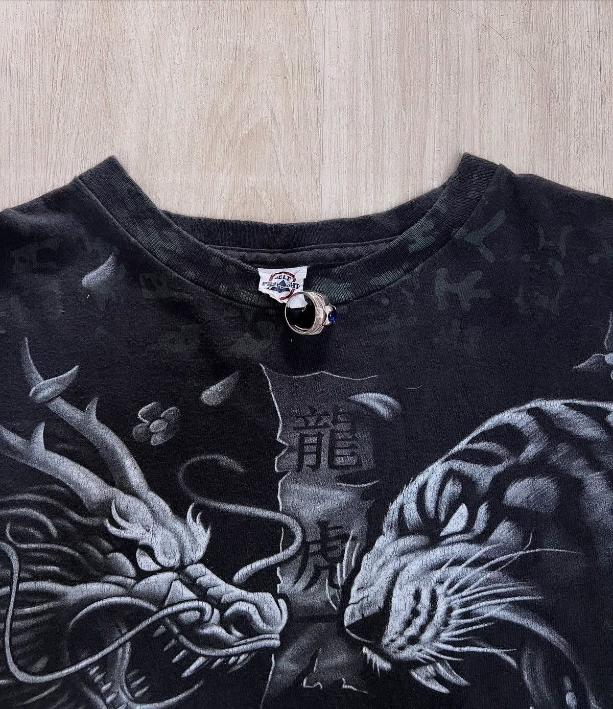 Japanese Brand Yin Yang Dragon Tiger Japanese Graphic Tee Size US XL / EU 56 / 4 - 6 Thumbnail