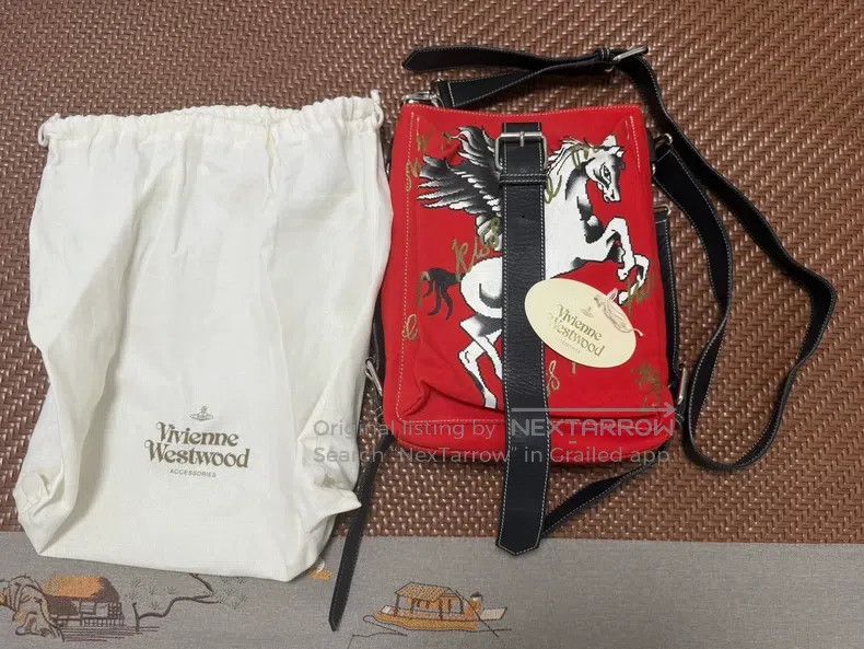 Vivienne Westwood Vivienne Westwood size os Red Pegasus print crossbody/singl Size ONE SIZE - 1 Thumbnail