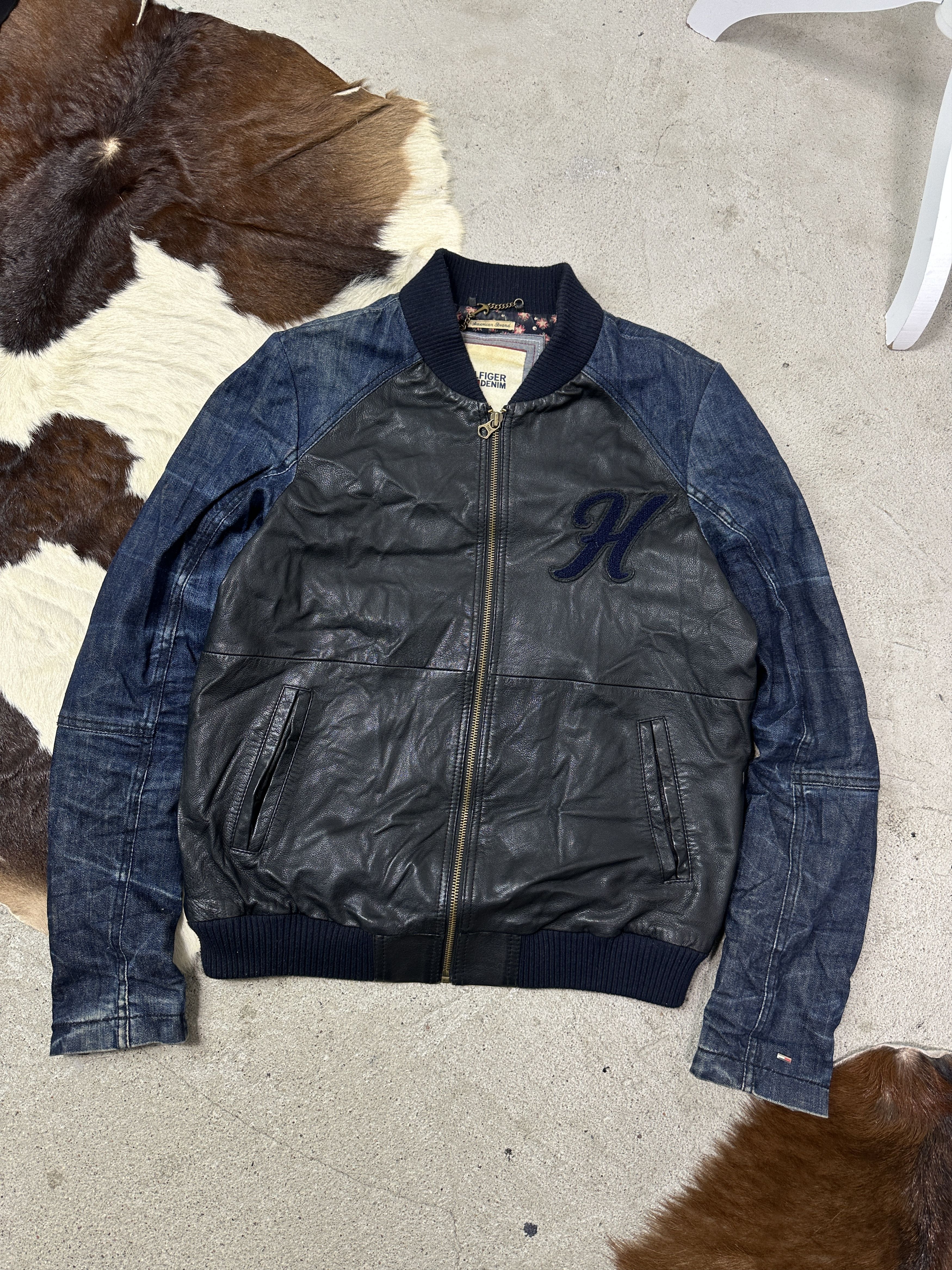 Tommy Hilfiger Vintage Denim Streetwear Tommy Hilfiger Jeans Jacket Y2K Size US L / EU 52-54 / 3 - 2 Thumbnail