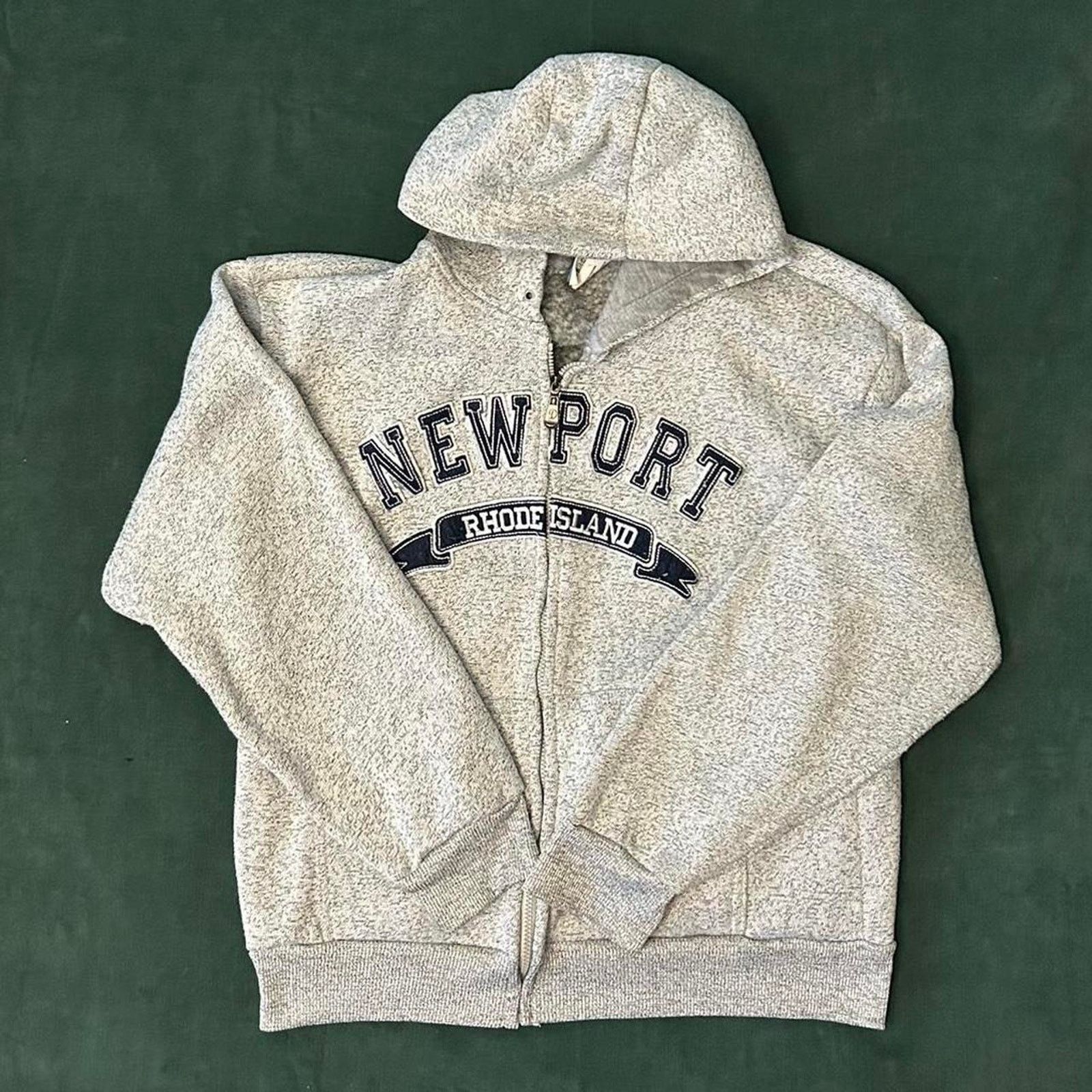 Other Vintage embroidered hoodie Size US L / EU 52-54 / 3 - 1 Thumbnail