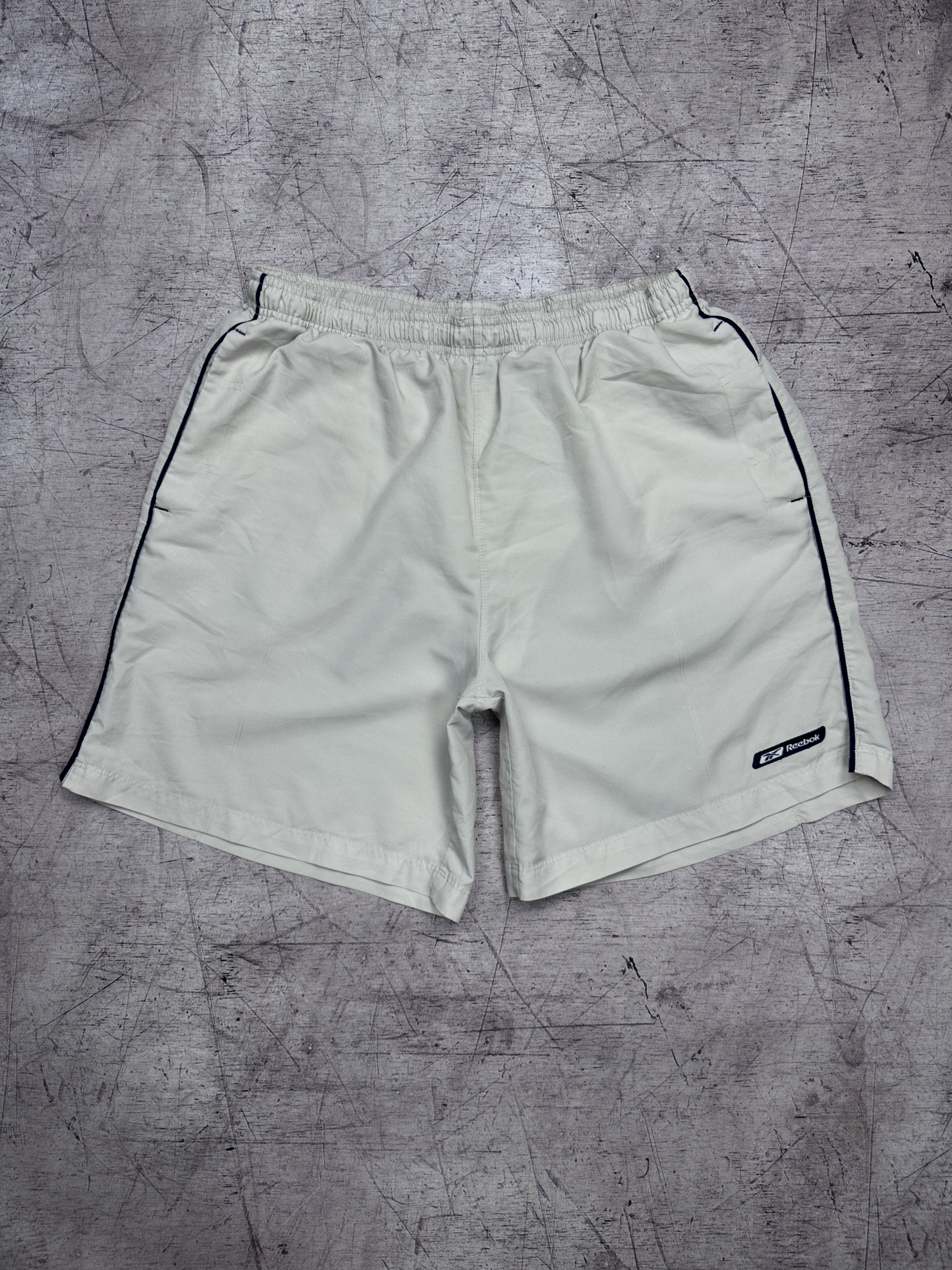 Reebok Reebok Vintage Mens Nylon Shorts Size US 34 / EU 50 - 1 Thumbnail