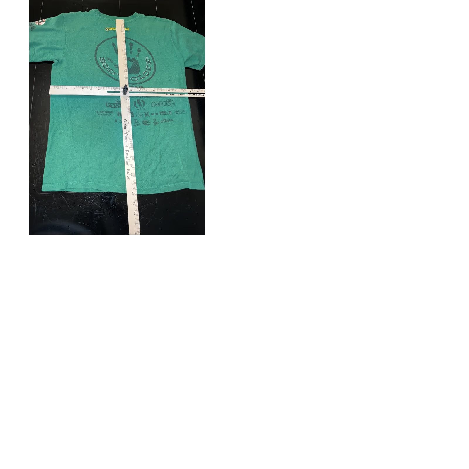 Hanes VINTAGE Body Glove Shirt Small Green Surfing Contest Logo Hanes T-Shirt Men Black? Size US S / EU 44-46 / 1 - 9 Thumbnail