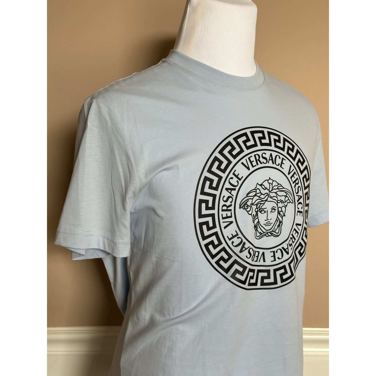 Versace Versace Medusa Print Light Blue Jersey T-Shirt M 1011861 Size US XS / EU 42 / 0 - 3 Thumbnail