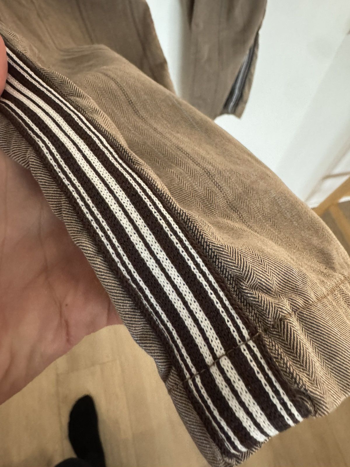 Comme des Garcons Homme Embrodiered pin striped khaki Size US 30 / EU 46 - 2 Thumbnail