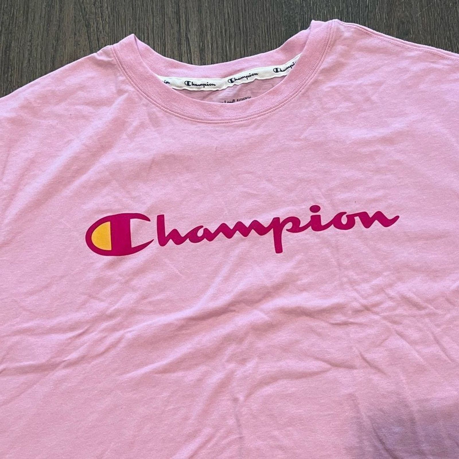 Champion NWT Champion Pink Red Graphic Crop Top - Size 1X Size ONE SIZE - 2 Thumbnail